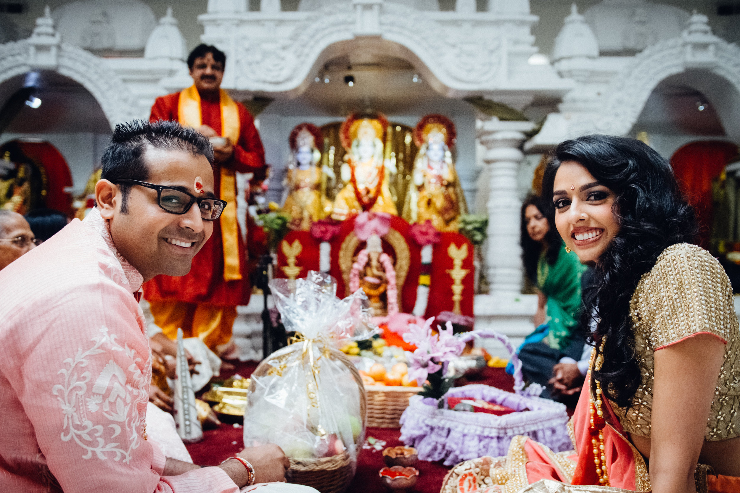 Shadow-Shine-Pictures-Award-Winning-Videography-Videographers-Videographer-Indian-Engagement-Ceremony-Detroit-Lansing-Grand-Rapids