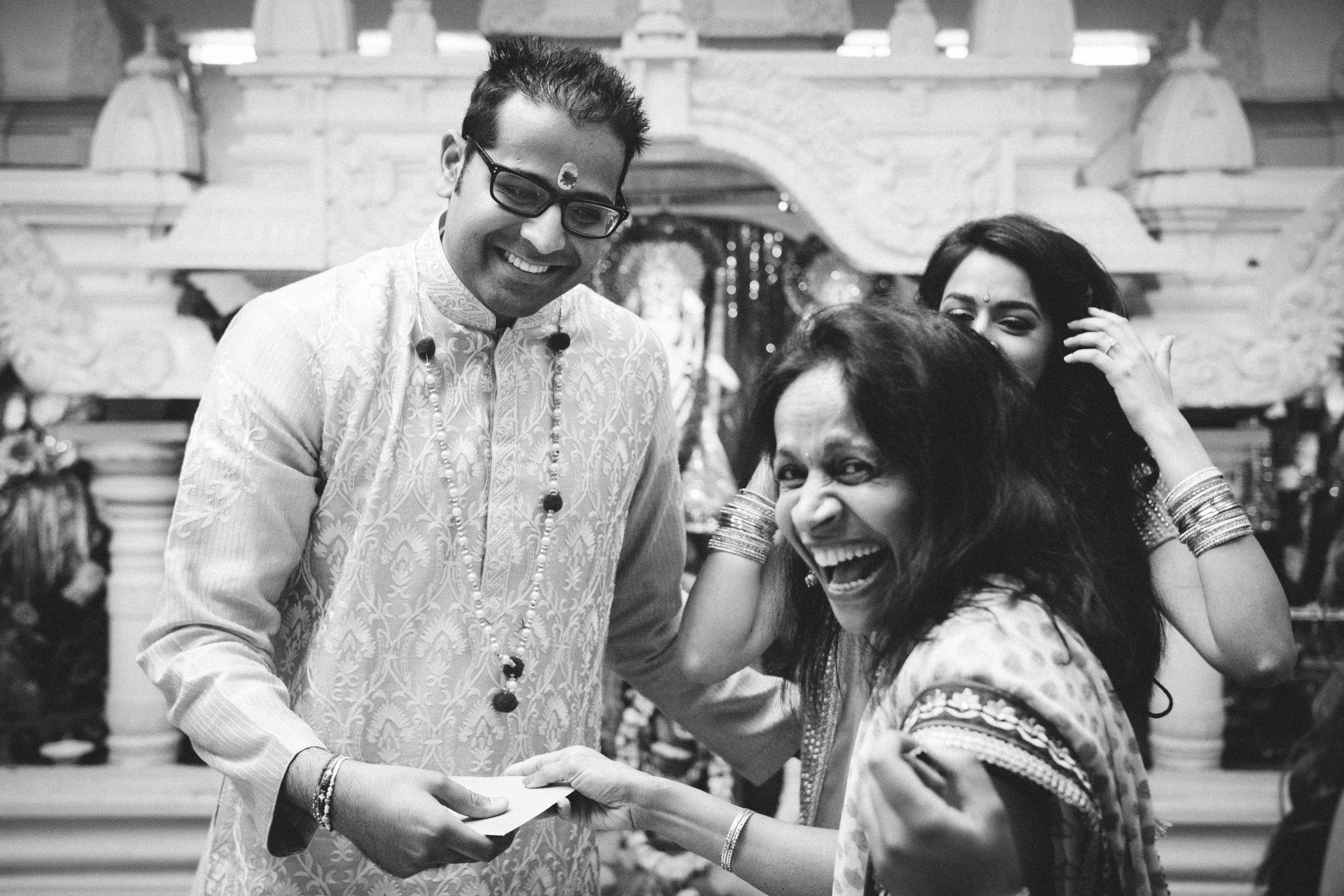 Shadow-Shine-Pictures-Wedding-Videography-Videographers-Videographer-Photographer-Photography-Photographers-Lansing-Indian-Engagement-Ceremony