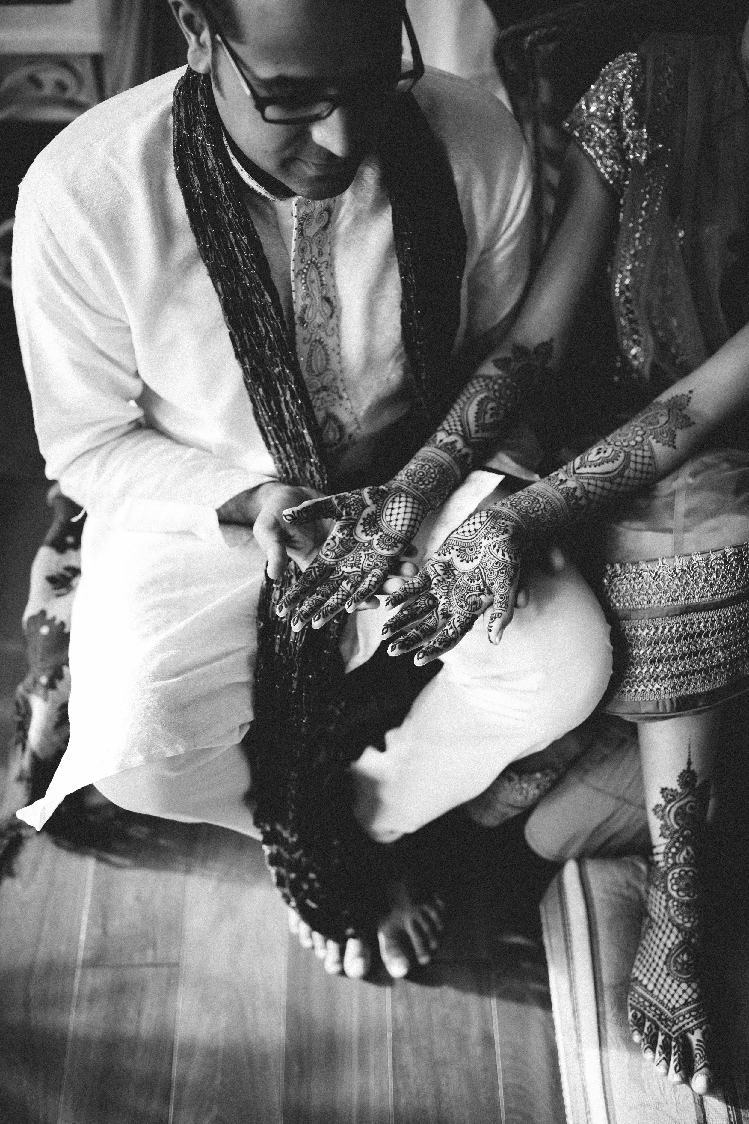 Aparna-Ankit-Patel-Mehndi-Wedding-Photos-0034.jpg
