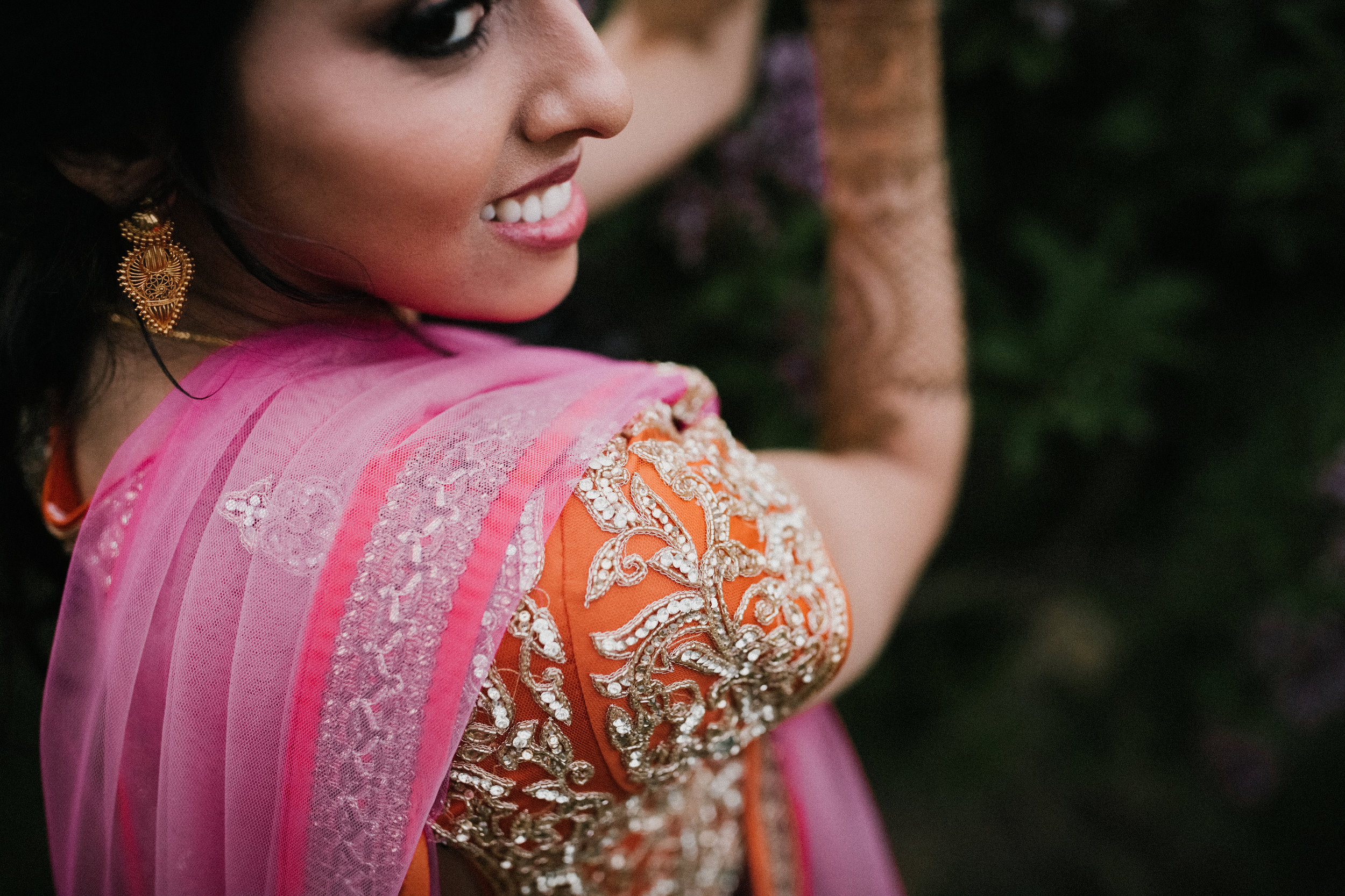 Aparna-Ankit-Patel-Mehndi-Wedding-Photos-0085.jpg