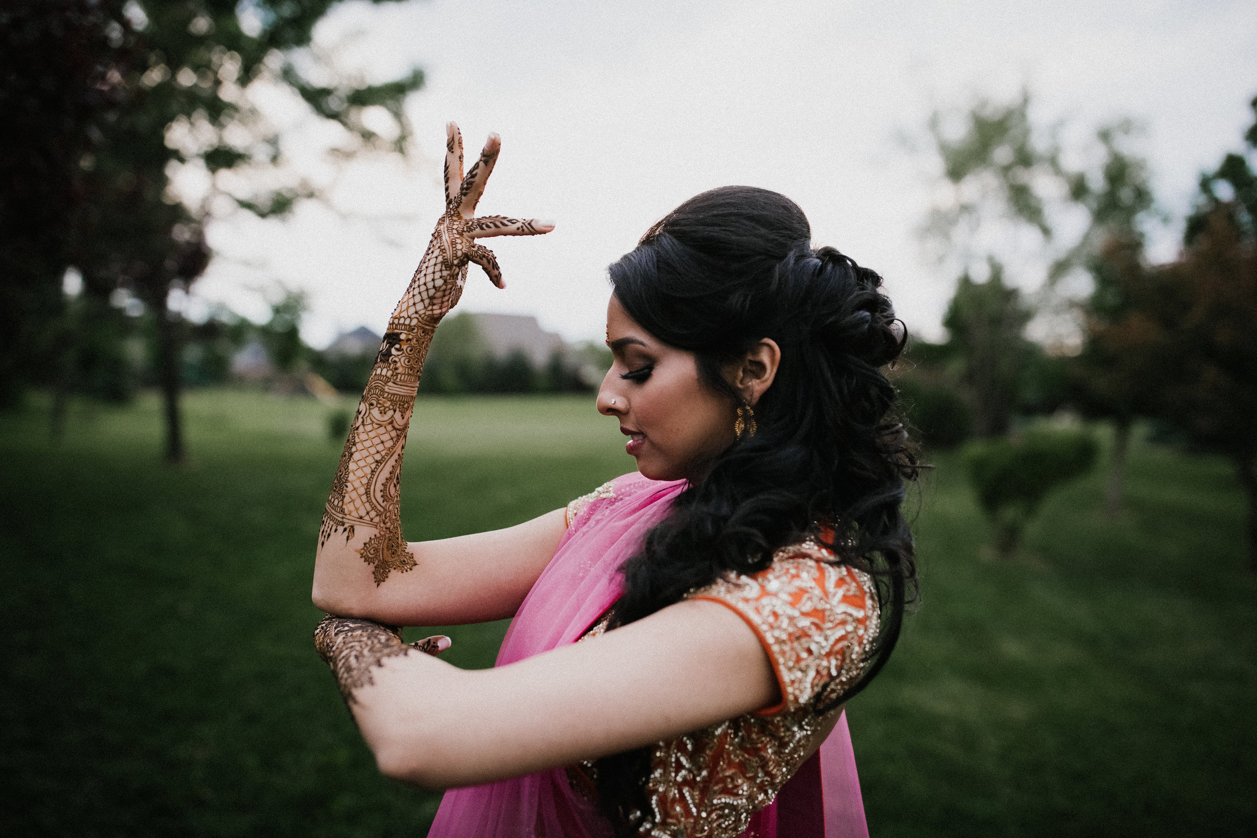 Aparna-Ankit-Patel-Mehndi-Wedding-Photos-0087.jpg
