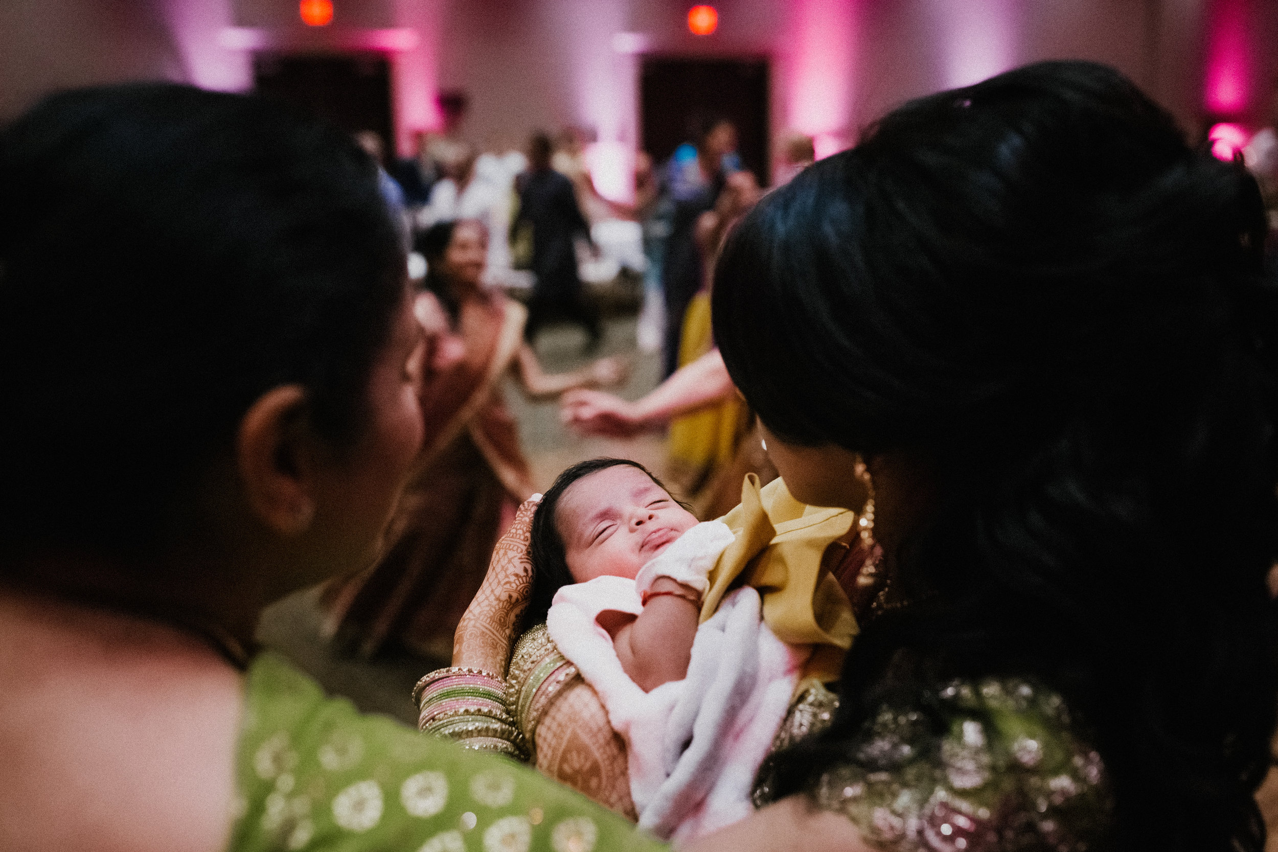 Aparna-Ankit-Patel-Shah-Detroit-Michigan-Shadow-Shine-Pictures-Photography-Indian-Cinematography-Videography-Wedding