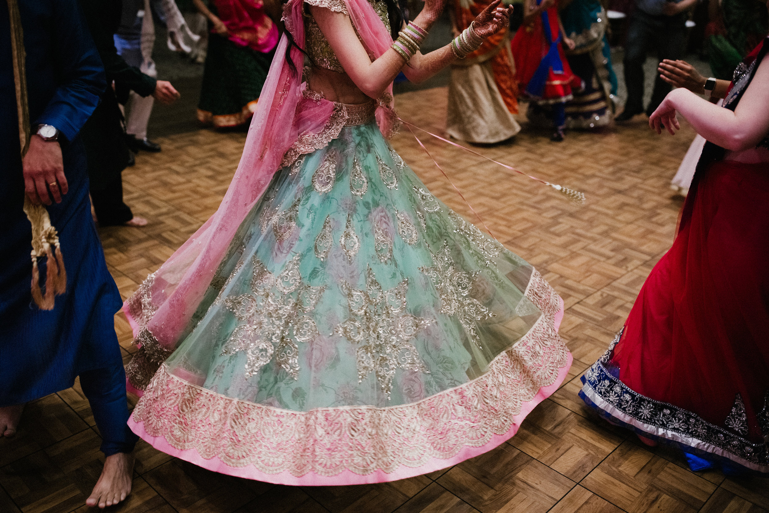 Aparna-Ankit-Patel-Shah-Detroit-Michigan-Shadow-Shine-Pictures-Photography-Indian-Garba-Raas-Wedding
