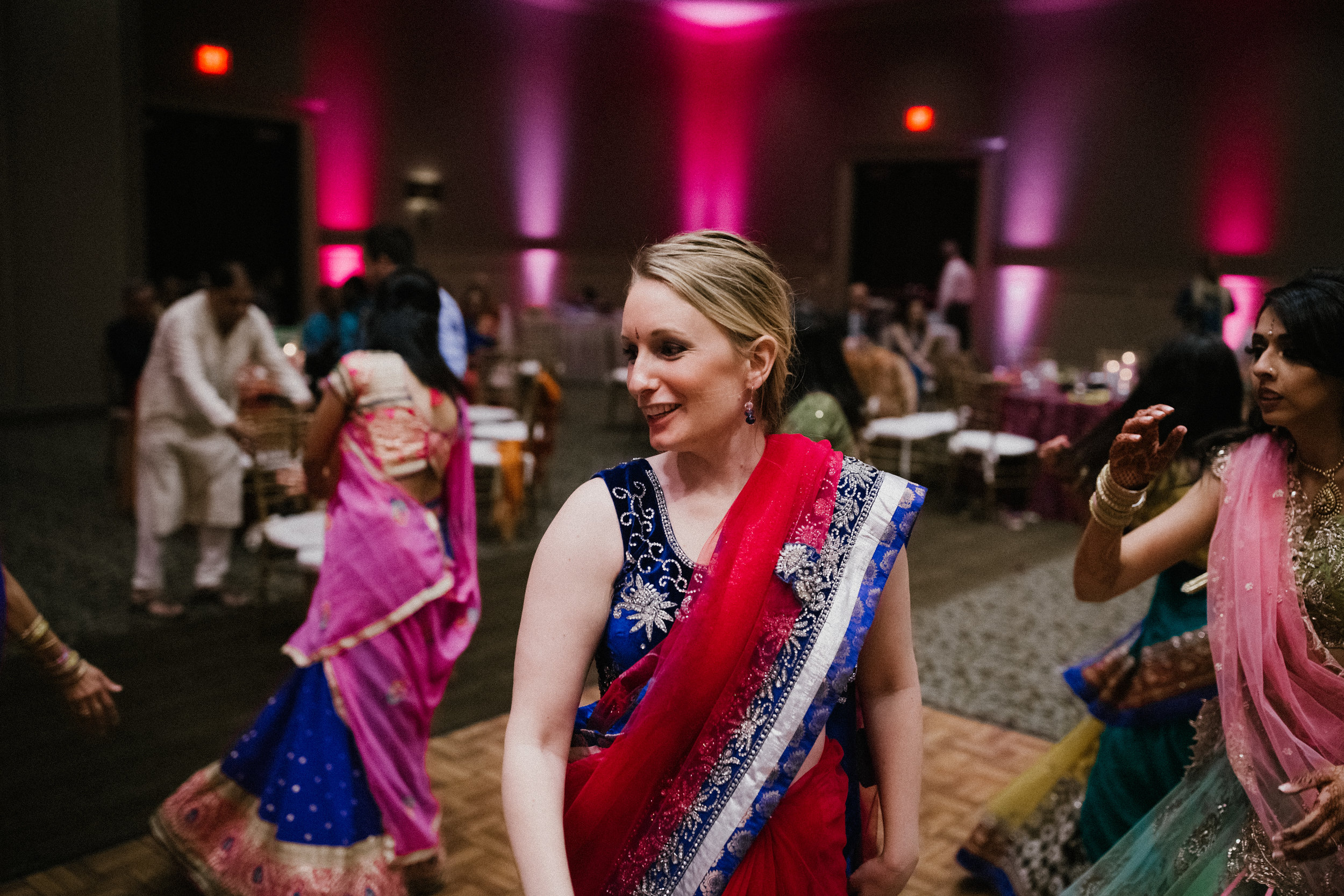 Aparna-Ankit-Patel-Shah-Detroit-Michigan-Shadow-Shine-Pictures-Photography-Indian-Garba-Raas-Wedding