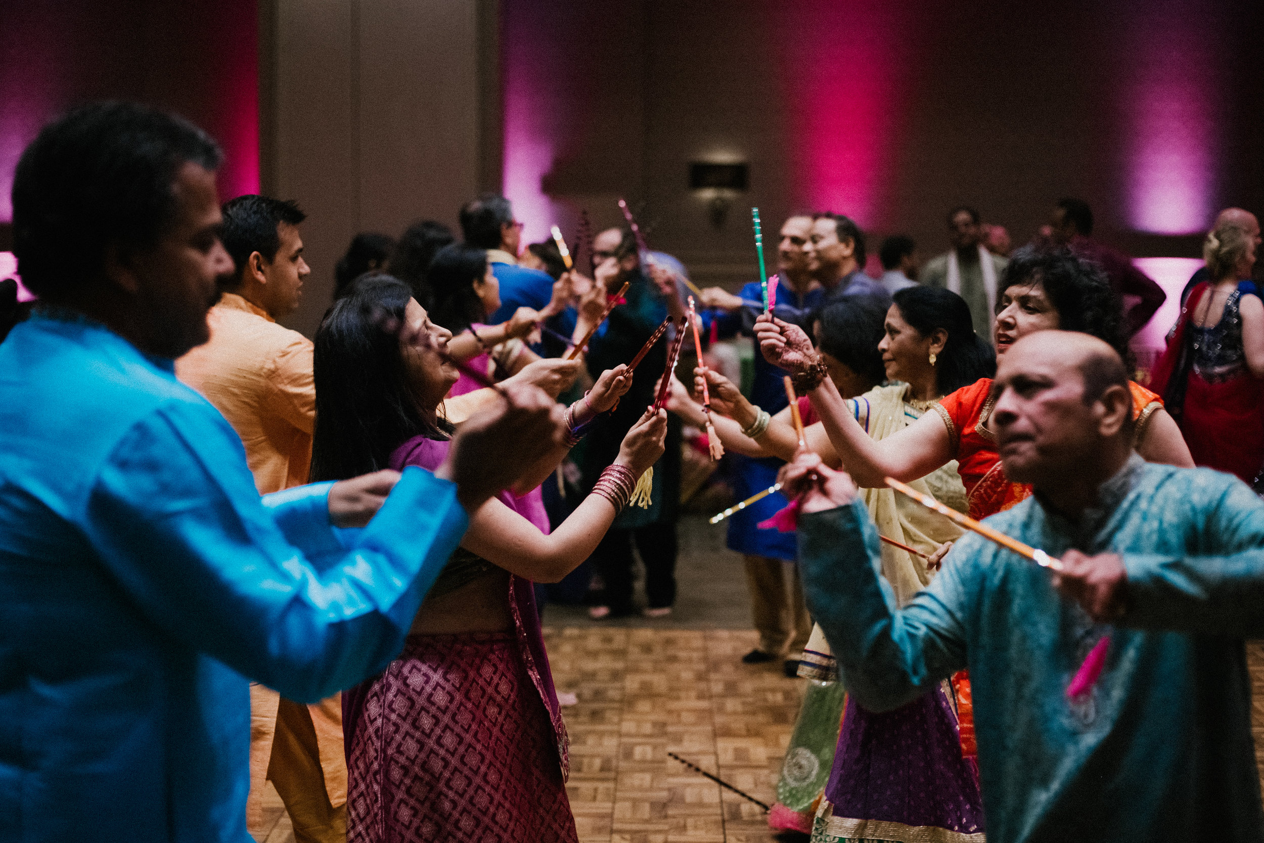 Aparna-Ankit-Patel-Shah-Detroit-Michigan-Shadow-Shine-Pictures-Photographers-Indian-Garba-Raas