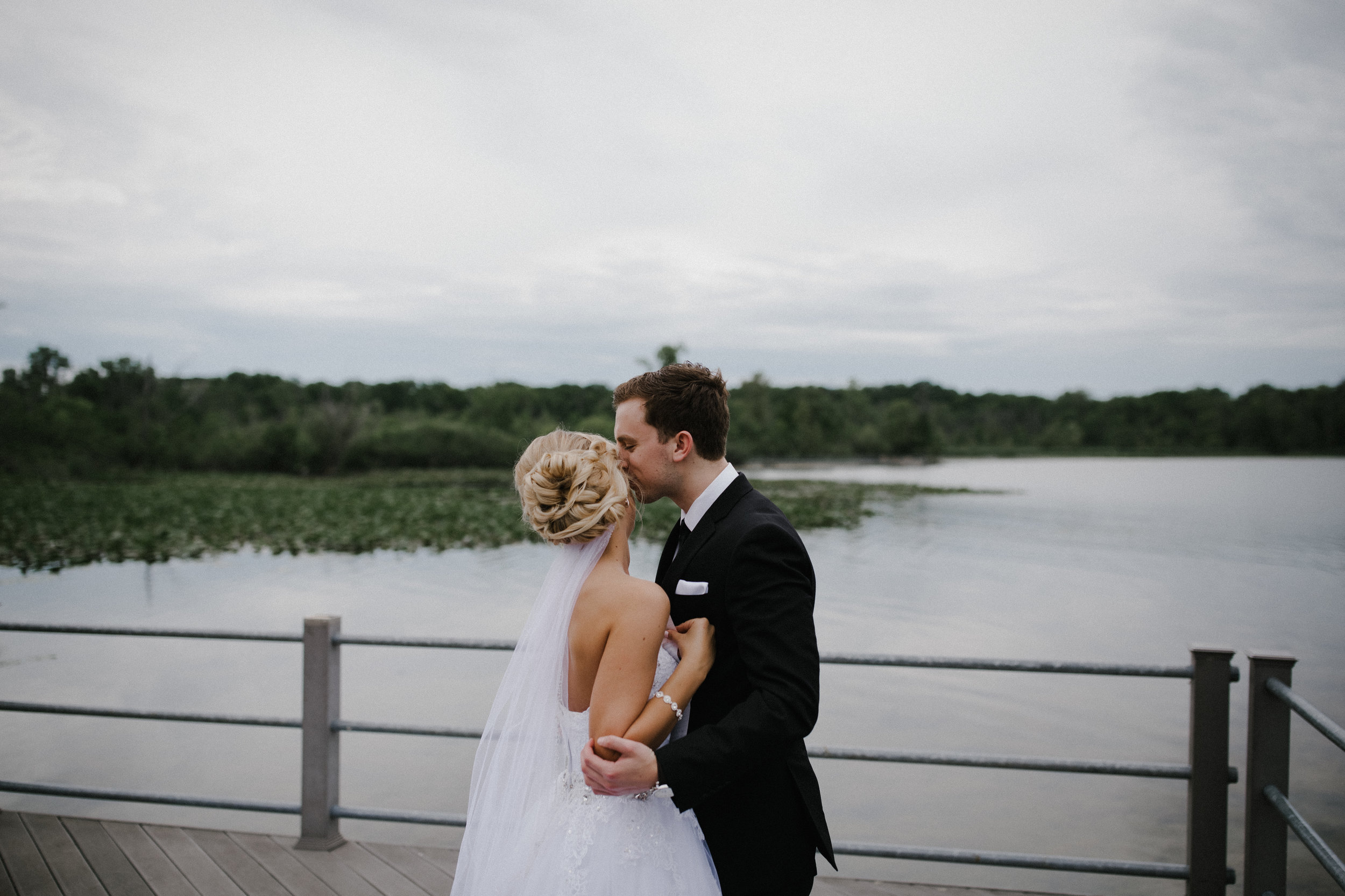 Cinematography-Photography-Grand-Rapids-Chicago-Shadow-Shine-Pictures-West-Michigan-Videography-Wedding-Anna-Bryce-Sack