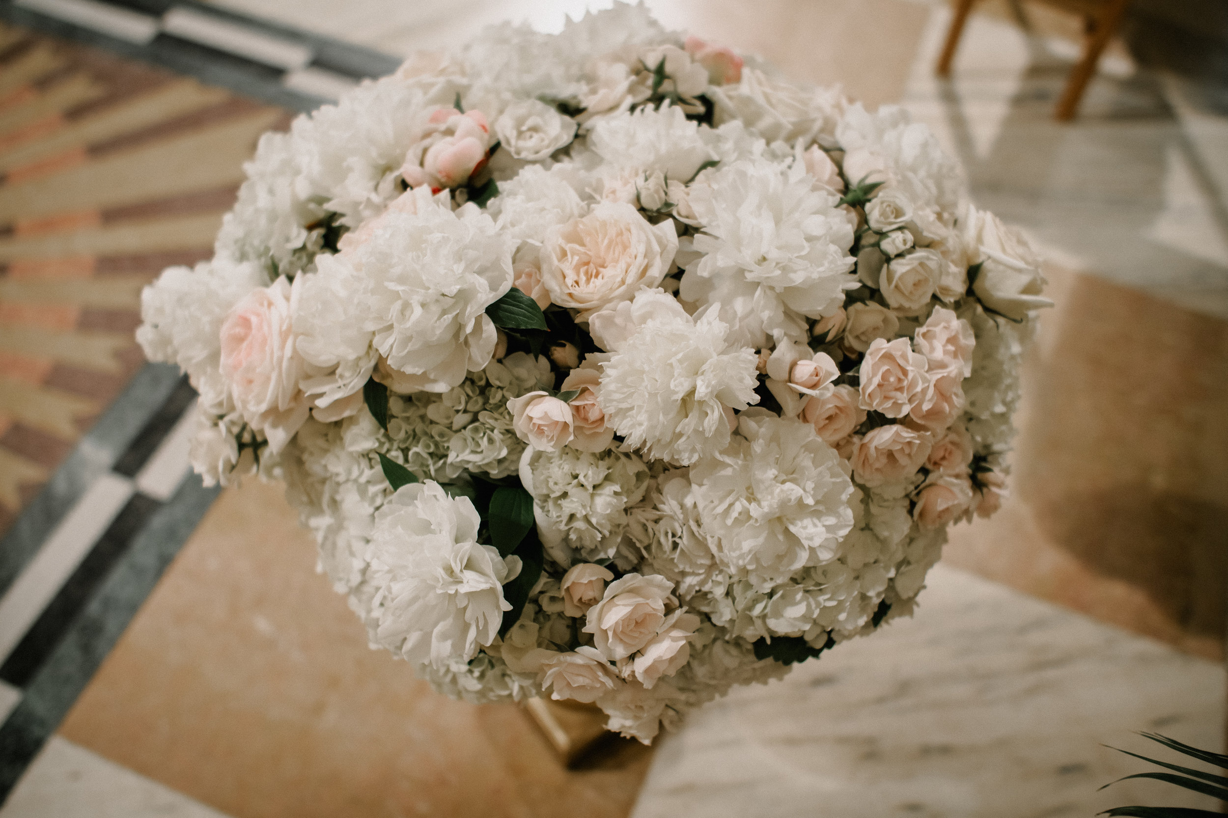 Wedding-Bridal-Flowers-GR-01