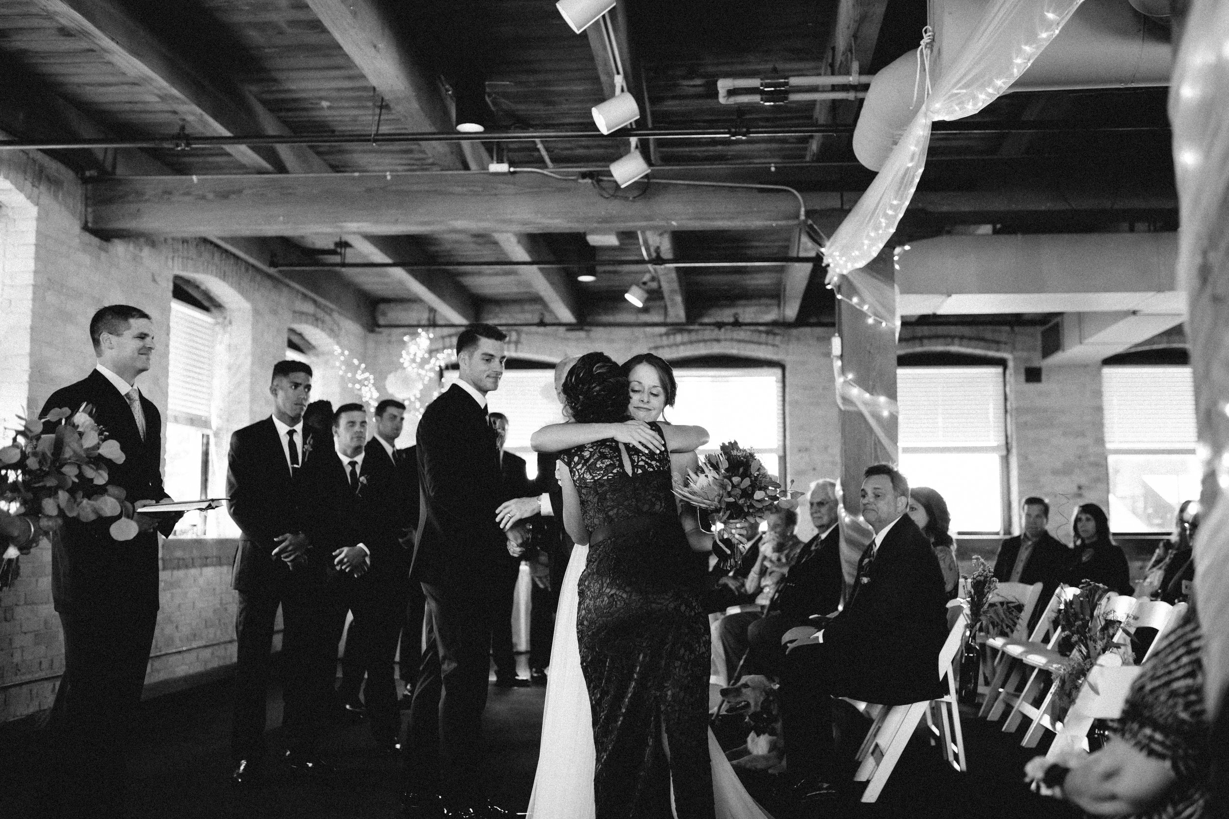 Industrial-Interior-Wedding-Ceremony-Photographer-02