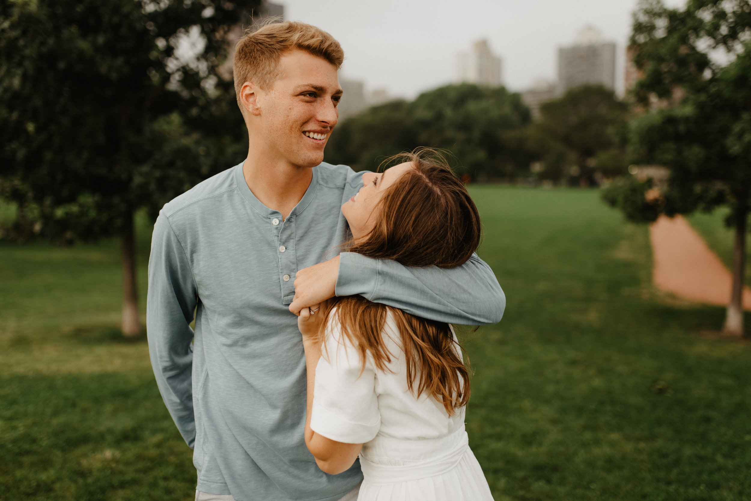 Taryn-Zak-Chicago-Engagement-9