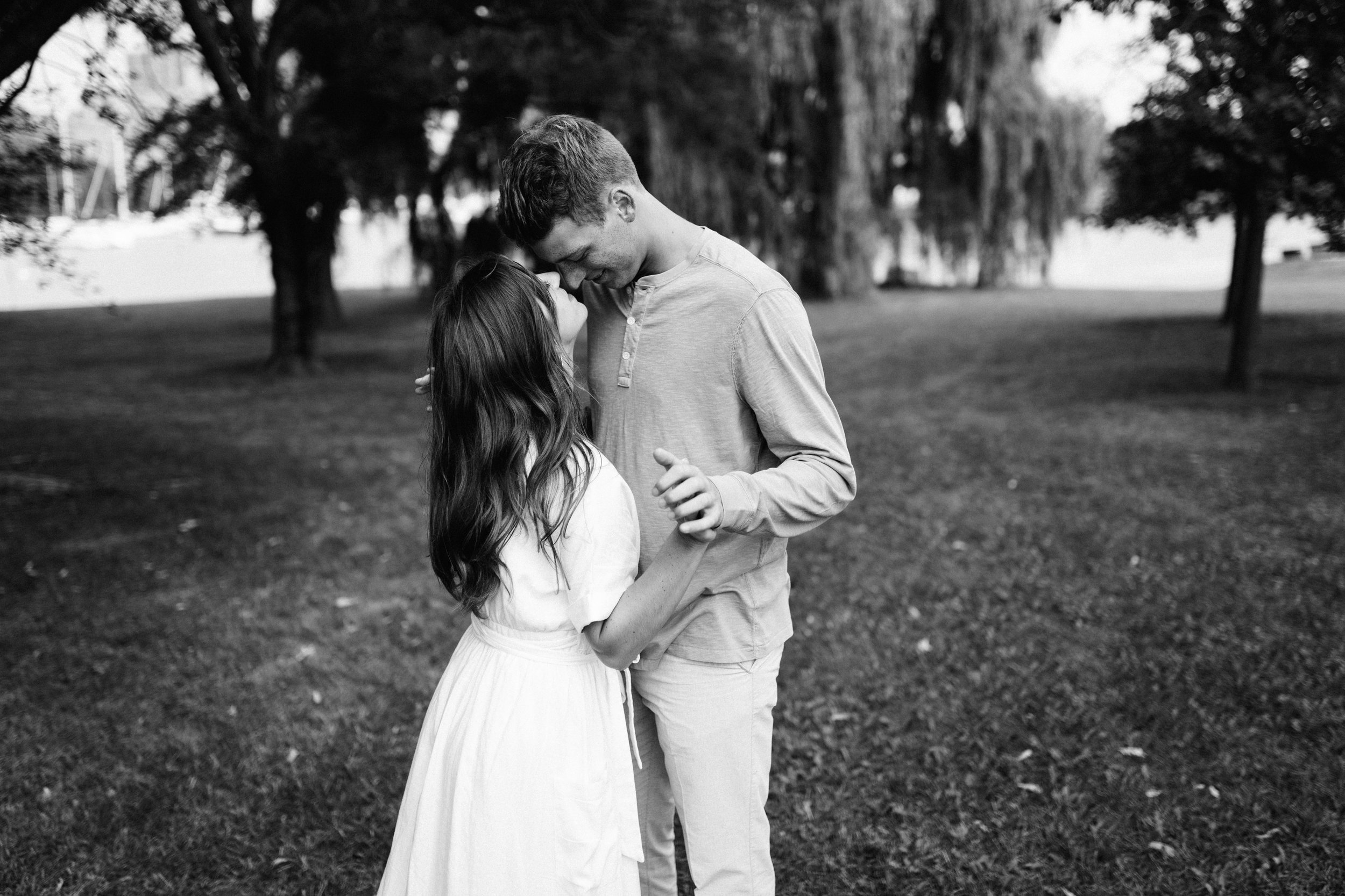Taryn-Zak-Chicago-Engagement-15