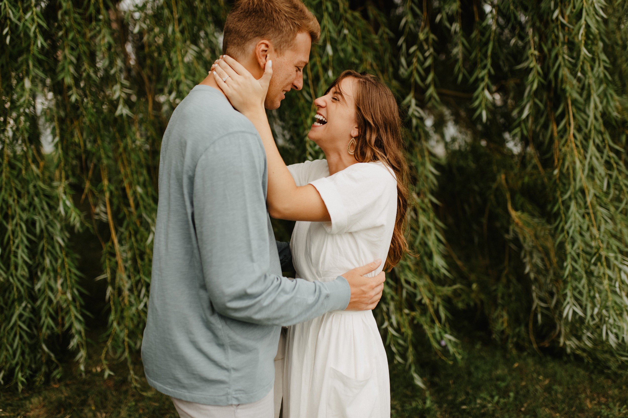 Taryn-Zak-Chicago-Engagement-23