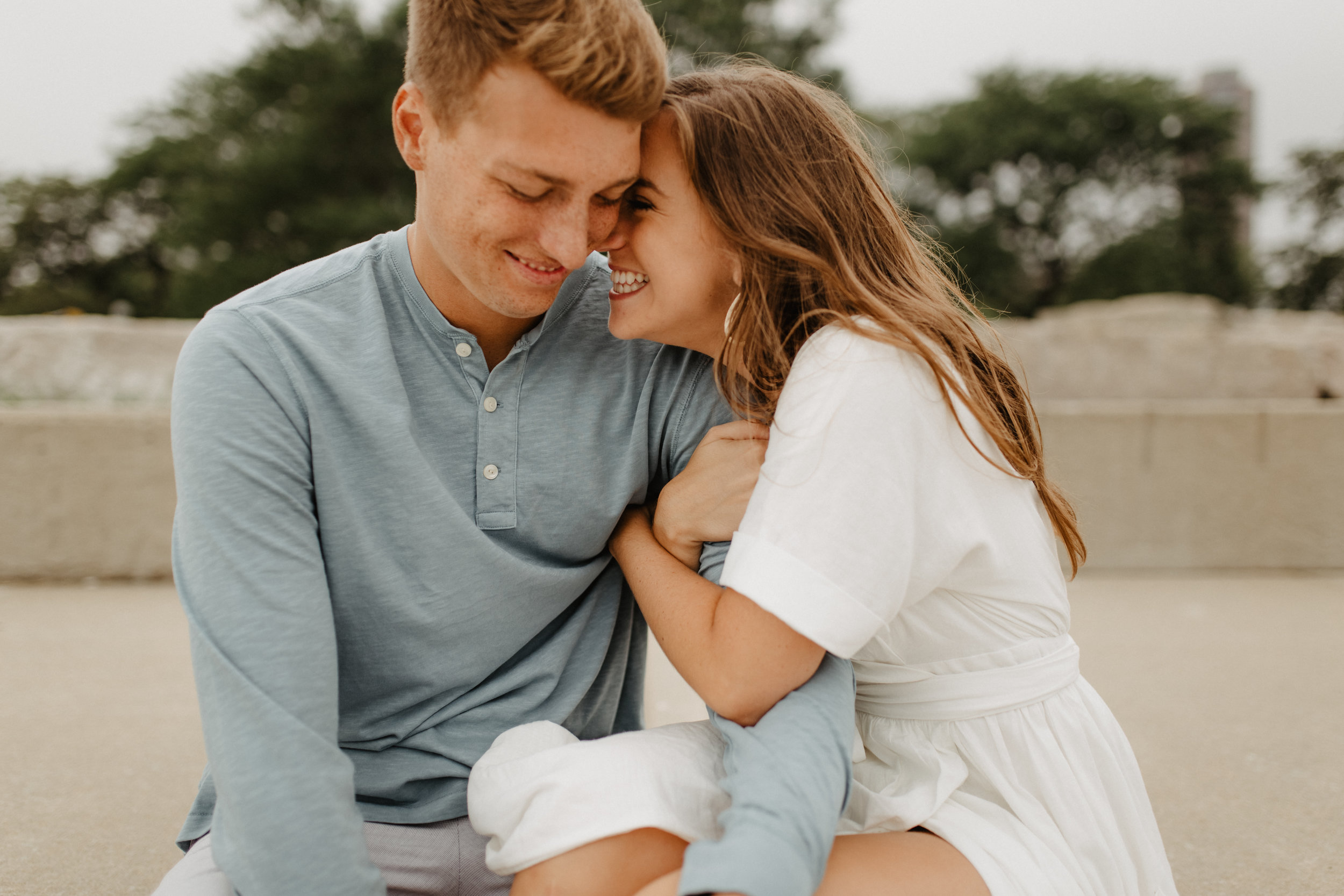 Taryn-Zak-Chicago-Engagement-44