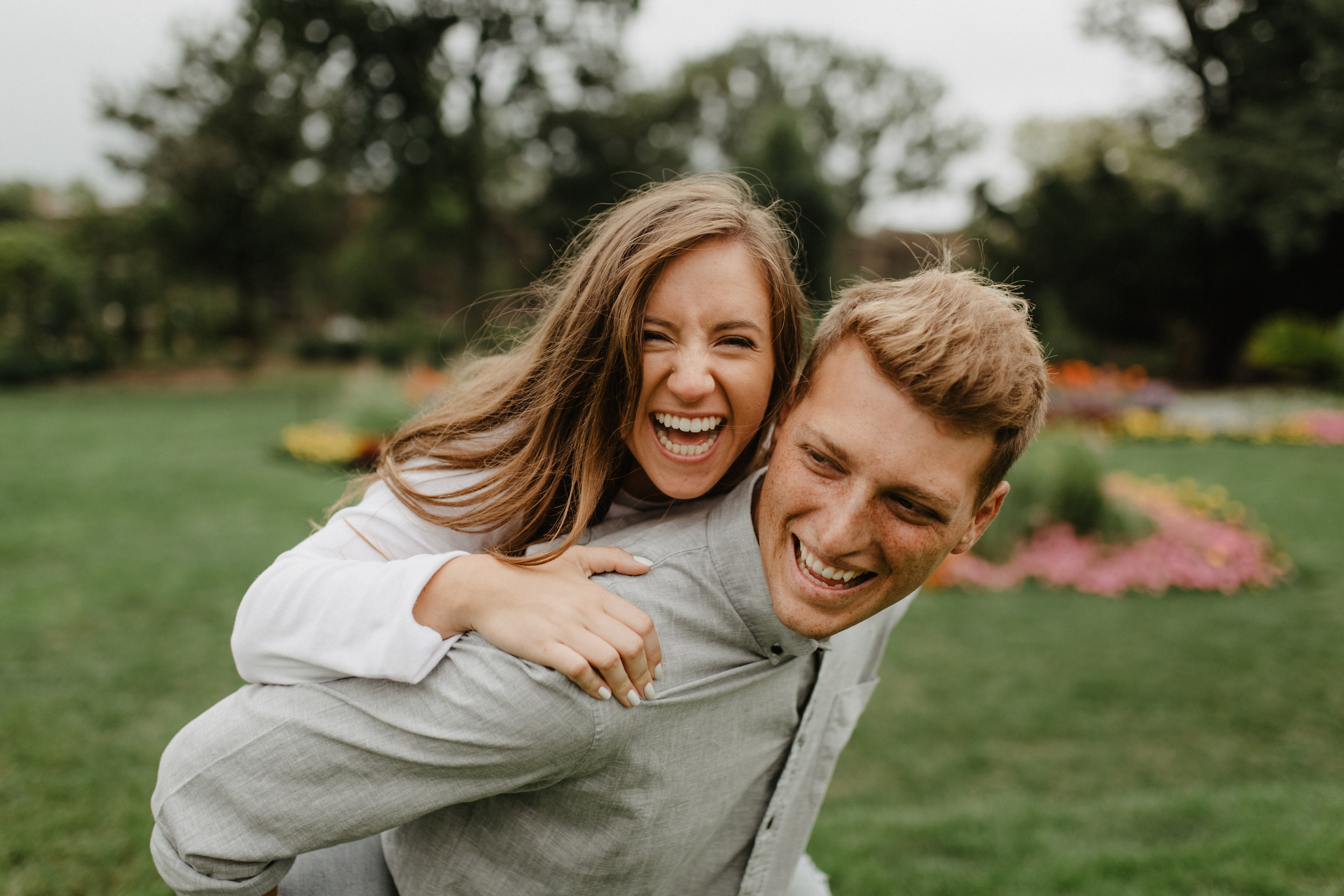 Taryn-Zak-Lincoln-Park-Conservatory-Engagement-10
