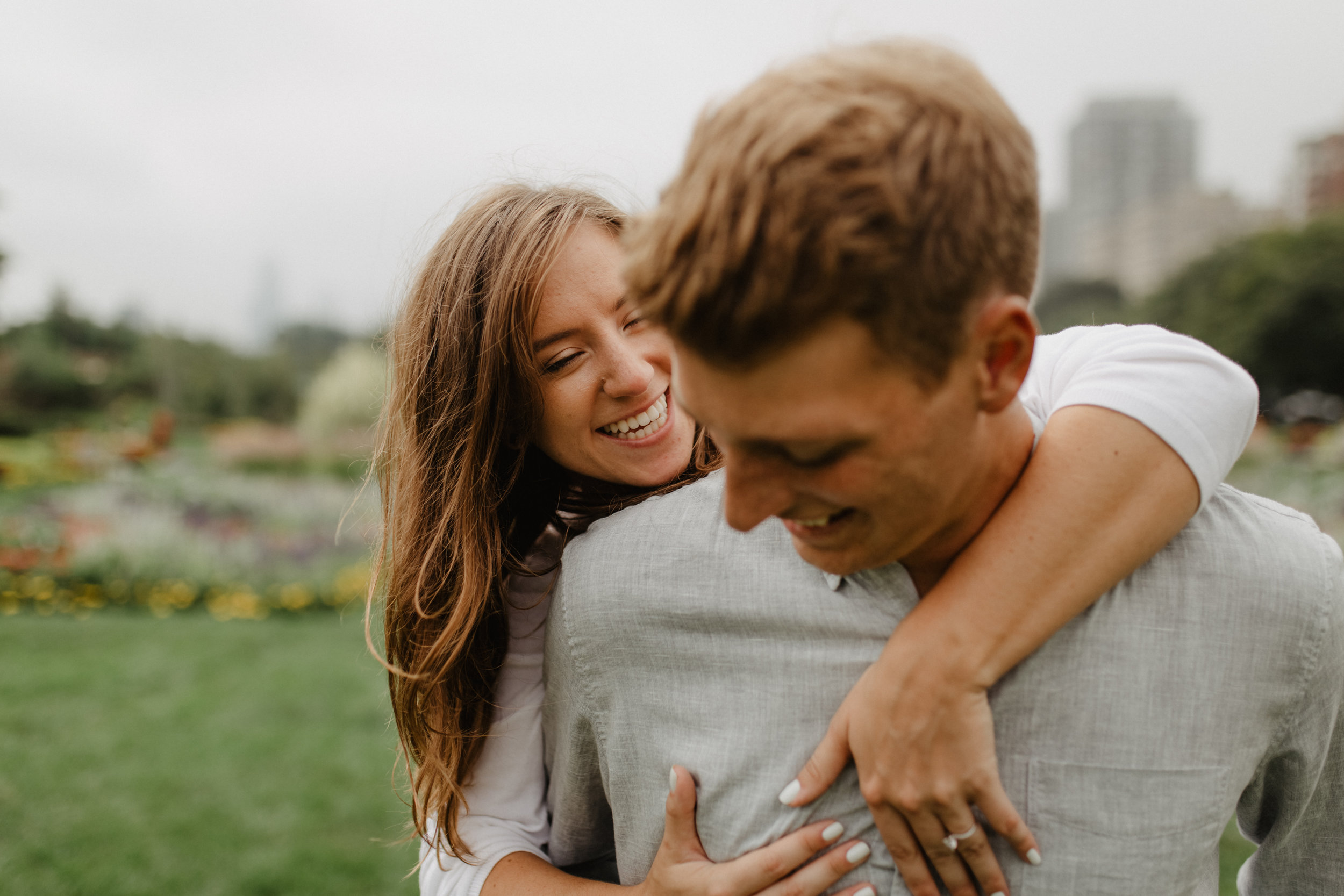 Taryn-Zak-Lincoln-Park-Conservatory-Engagement-12