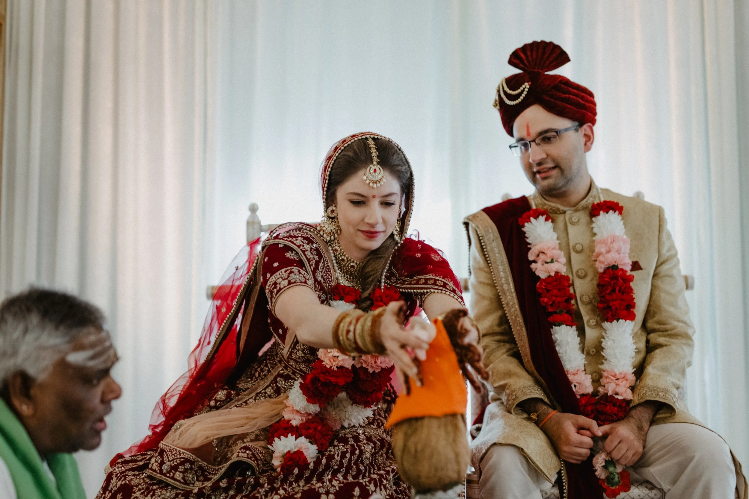 ShadowShinePictures-HollyAarasDharia-Dearborn-Wedding-Photography-210.jpg