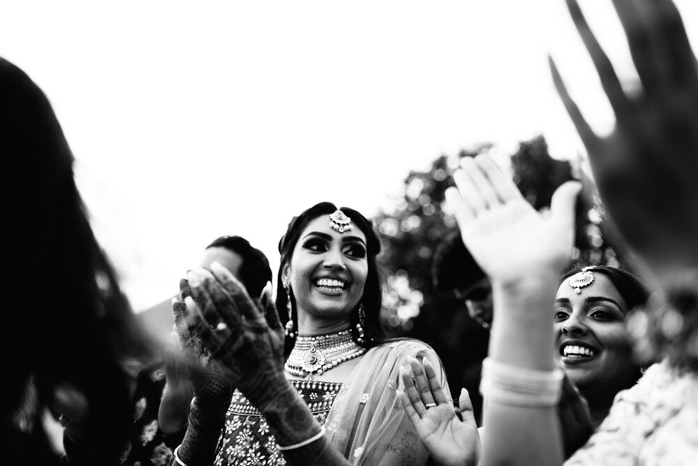 ShadowShinePictures-Sukhi-Balraj-Bains-Kaur-Grand-Rapids-Indian-Wedding-Photography-27.jpg