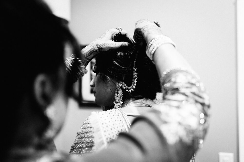 ShadowShinePictures-Sukhi-Balraj-Bains-Kaur-Grand-Rapids-Indian-Wedding-Photography-60.jpg