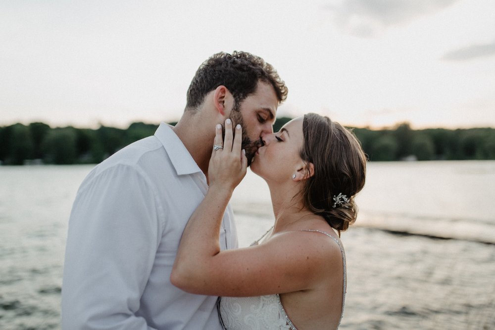 ShadowShinePictures-KatherineAnneJakeKoury-LakeLeelanau-Wedding-Photography-50.jpg