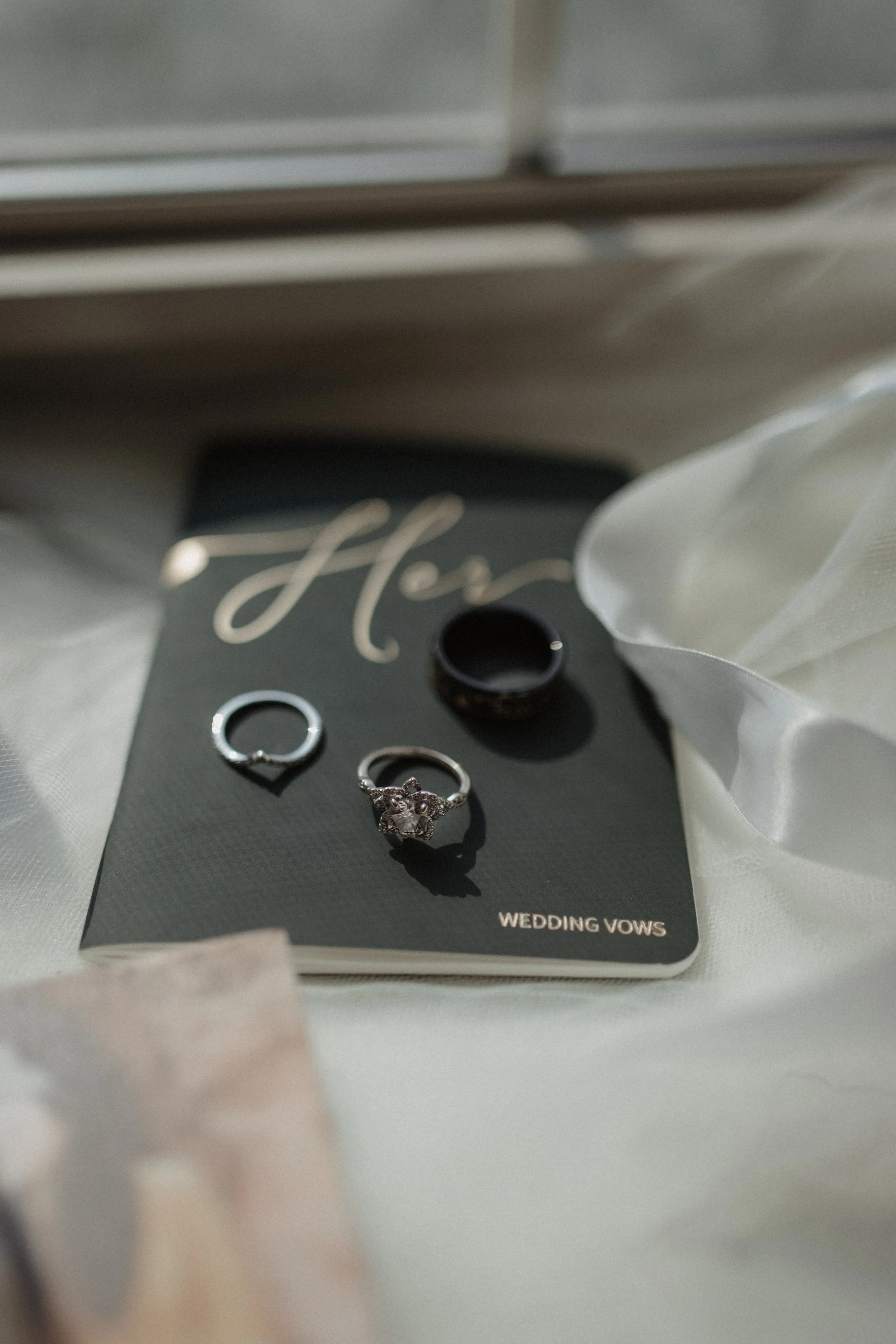 ShadowShinePictures-JeanaKyleBindas-Detroit-Wedding-Photography-8.jpg