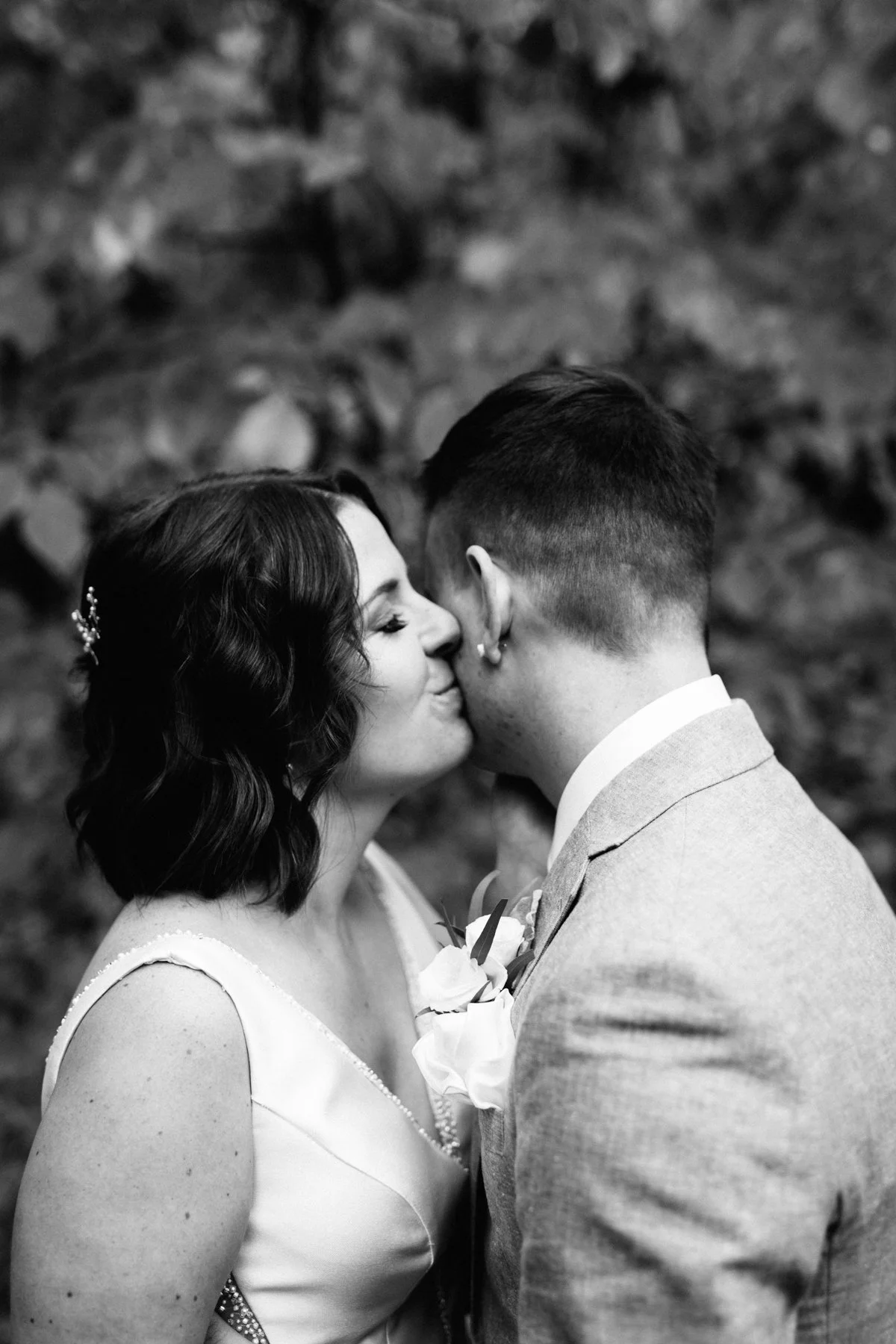 ShadowShinePictures-MirandaMichael-Grand-Rapids-Wedding-Photography-28.jpg