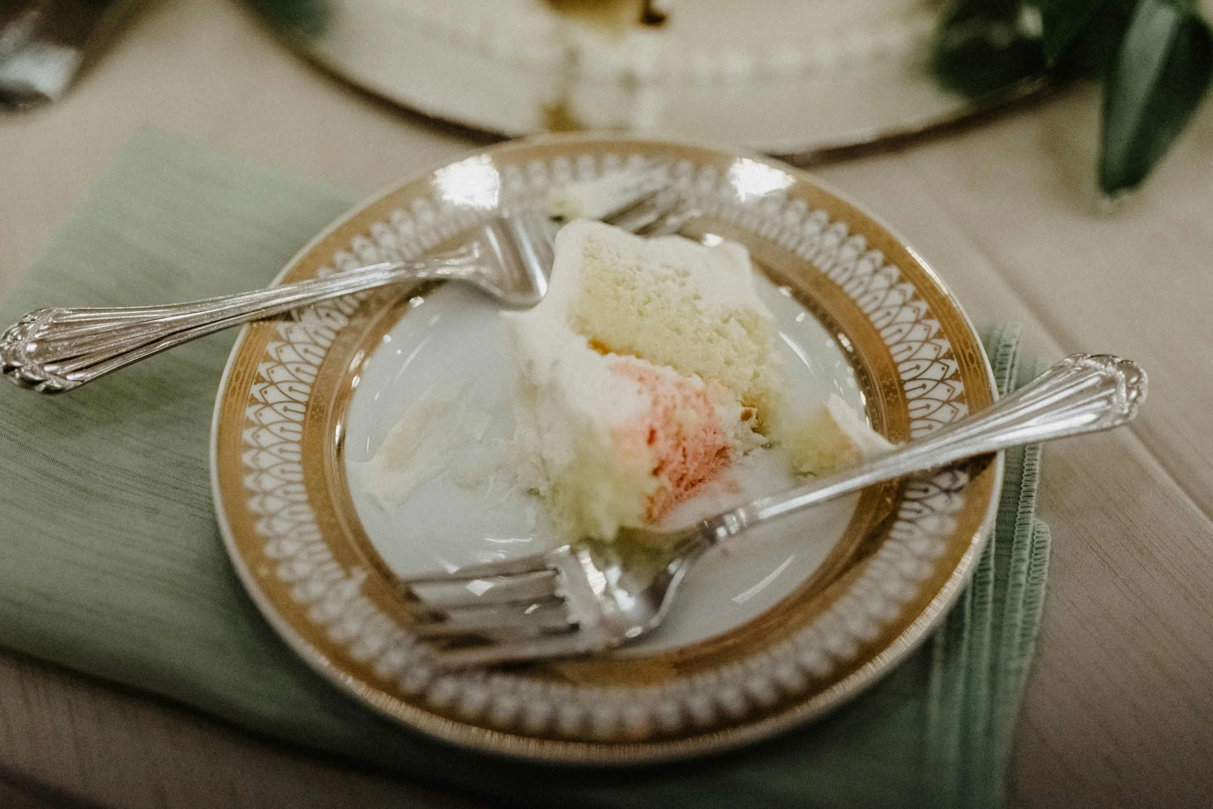 ShadowShinePictures-TaylorKirkTrentham-Detroit-Wedding-Photography-23.jpg