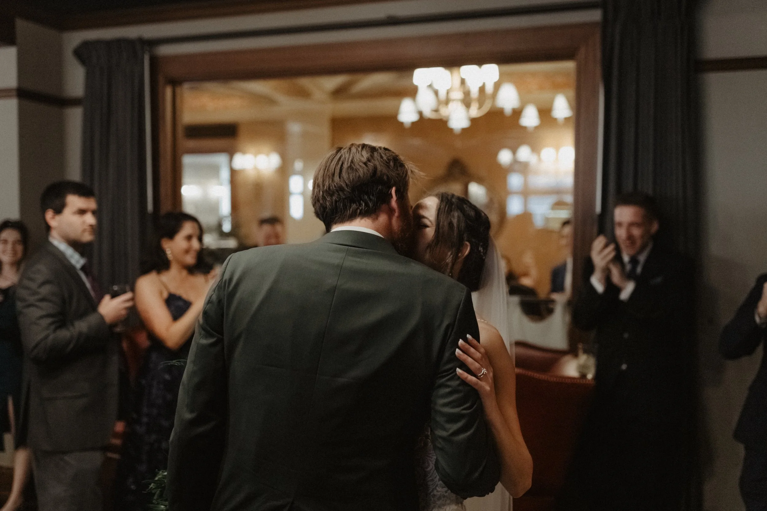 ShadowShinePictures-JeanaKyleBindas-Detroit-Wedding-Photography-409.jpg