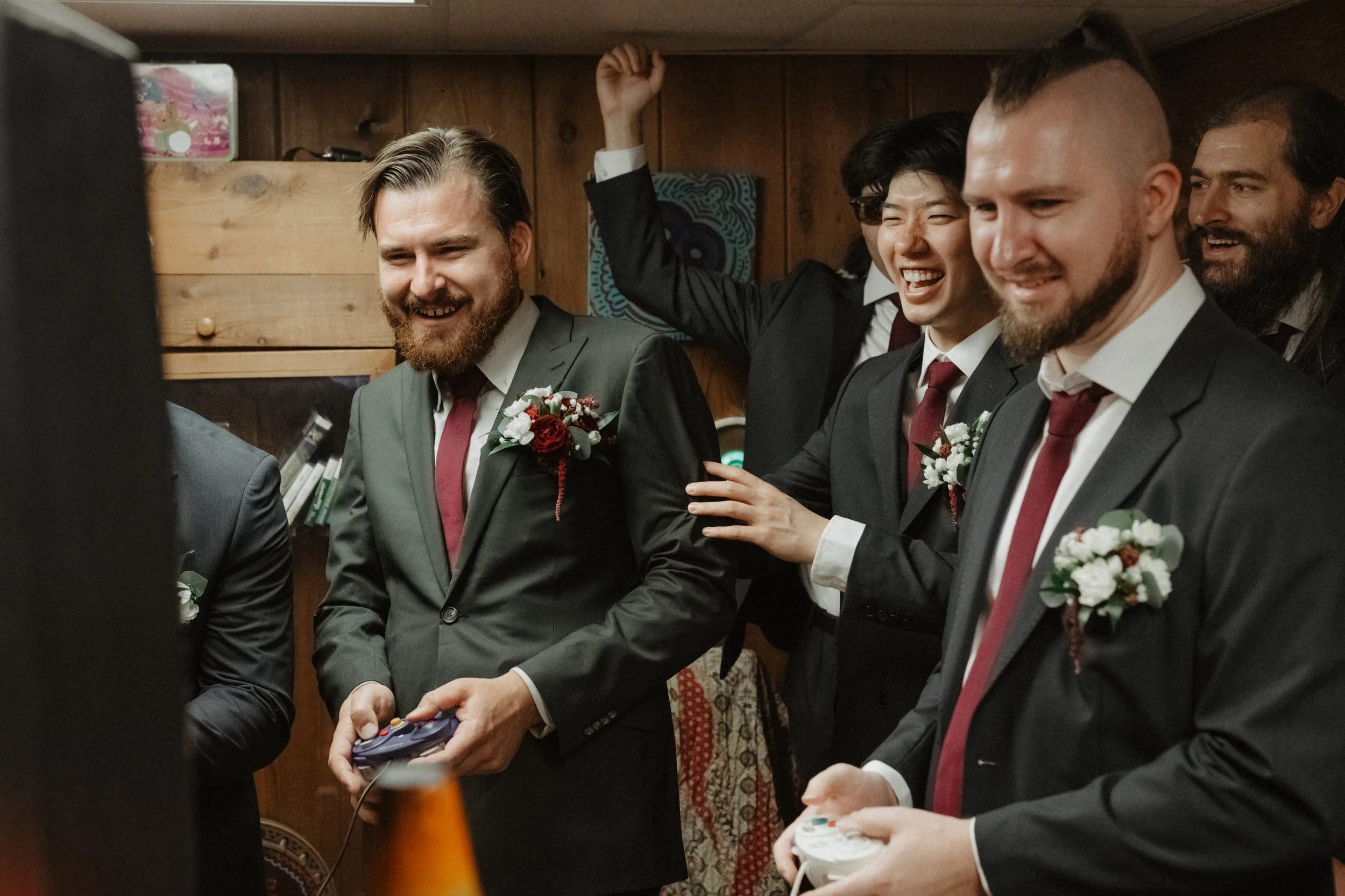ShadowShinePictures-JeanaKyleBindas-Detroit-Wedding-Photography-56.jpg