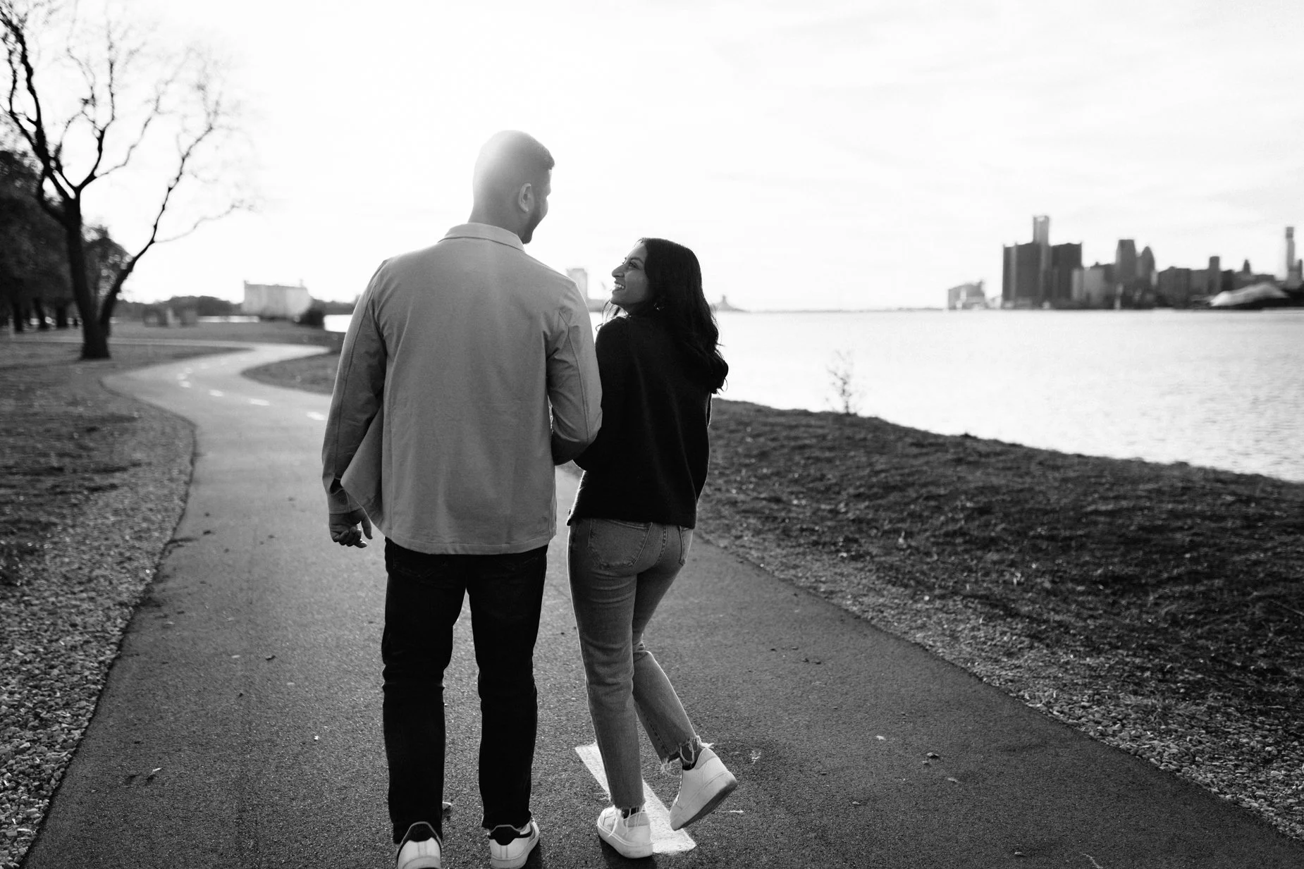 ShadowShinePictures-RakshaSagar-Detroit-Engagement-Photography-50.jpg