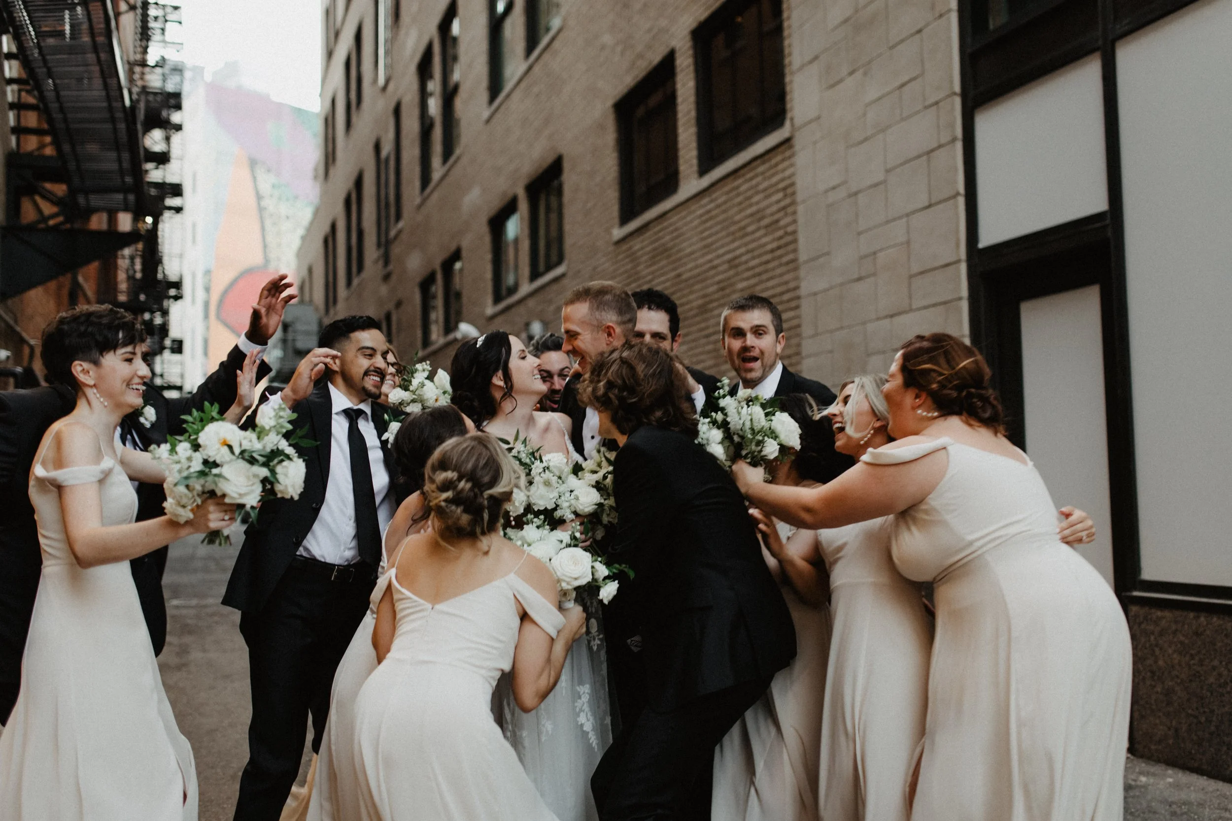 ShadowShinePictures-TaylorKirkTrentham-Detroit-Wedding-Photography-17.jpg