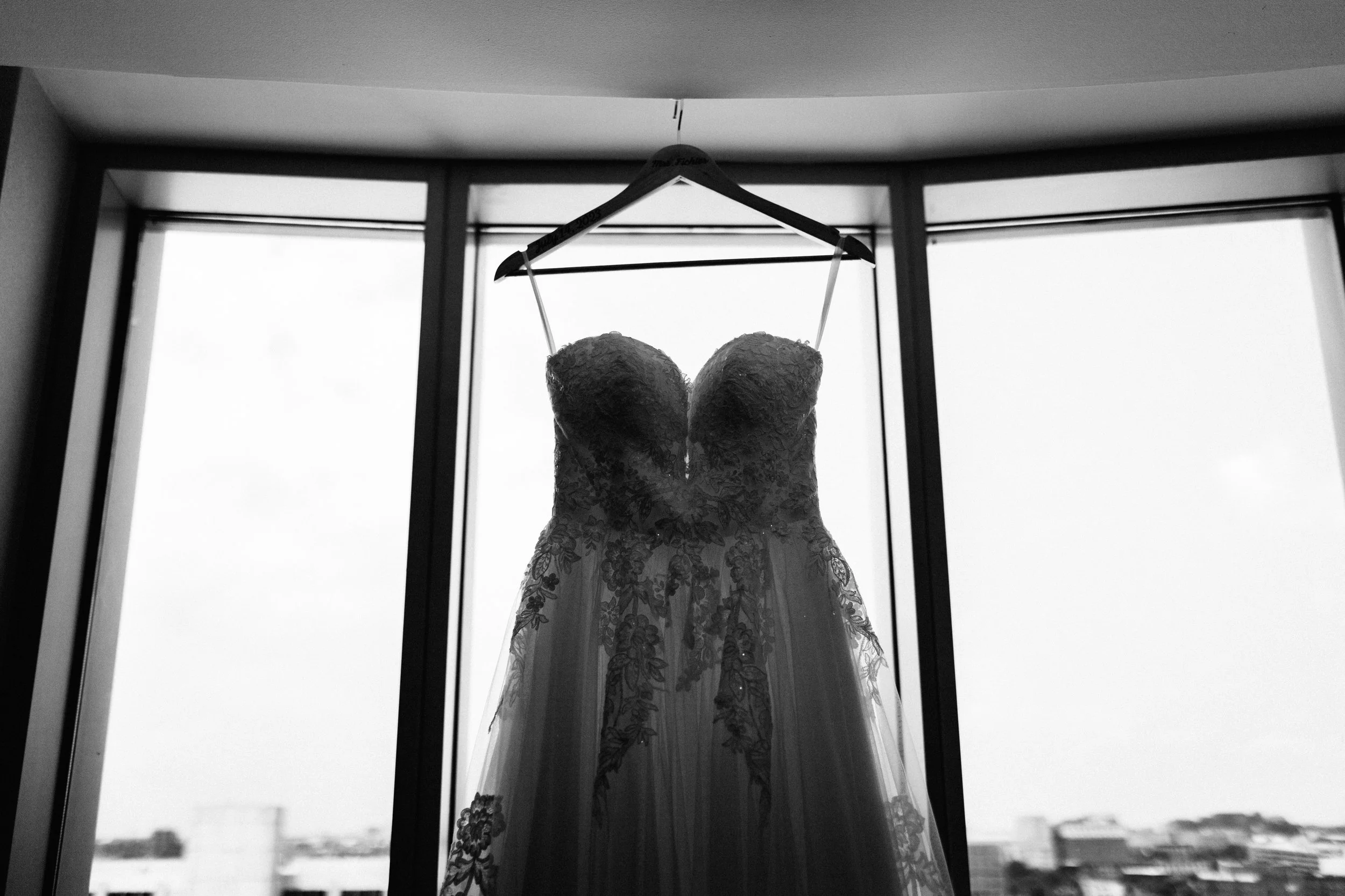 ShadowShinePictures-MeganMichaelFichter-Grosse-Pointe-Wedding-Photography-2.jpg
