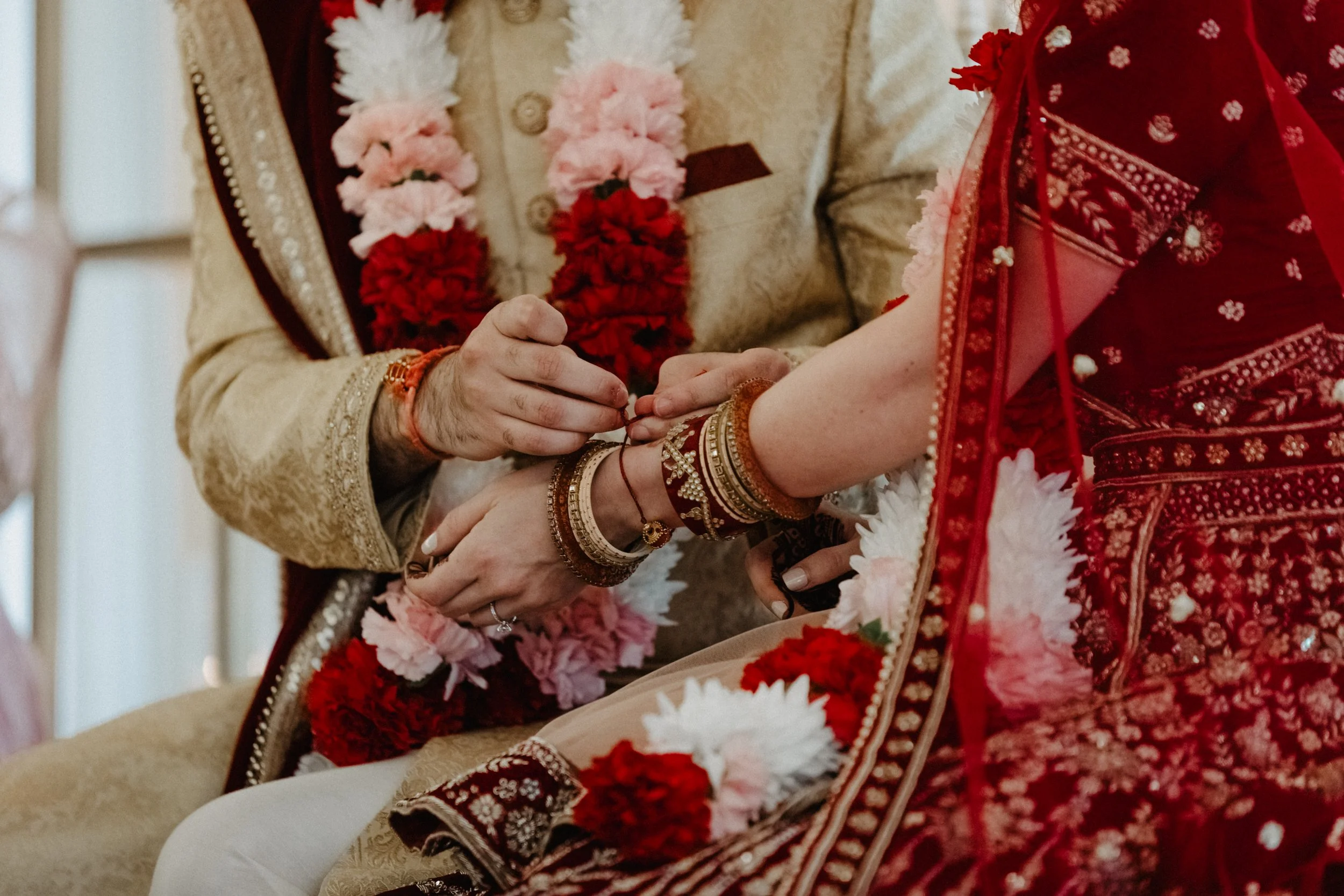 ShadowShinePictures-HollyAarasDharia-Dearborn-Wedding-Photography-240.jpg
