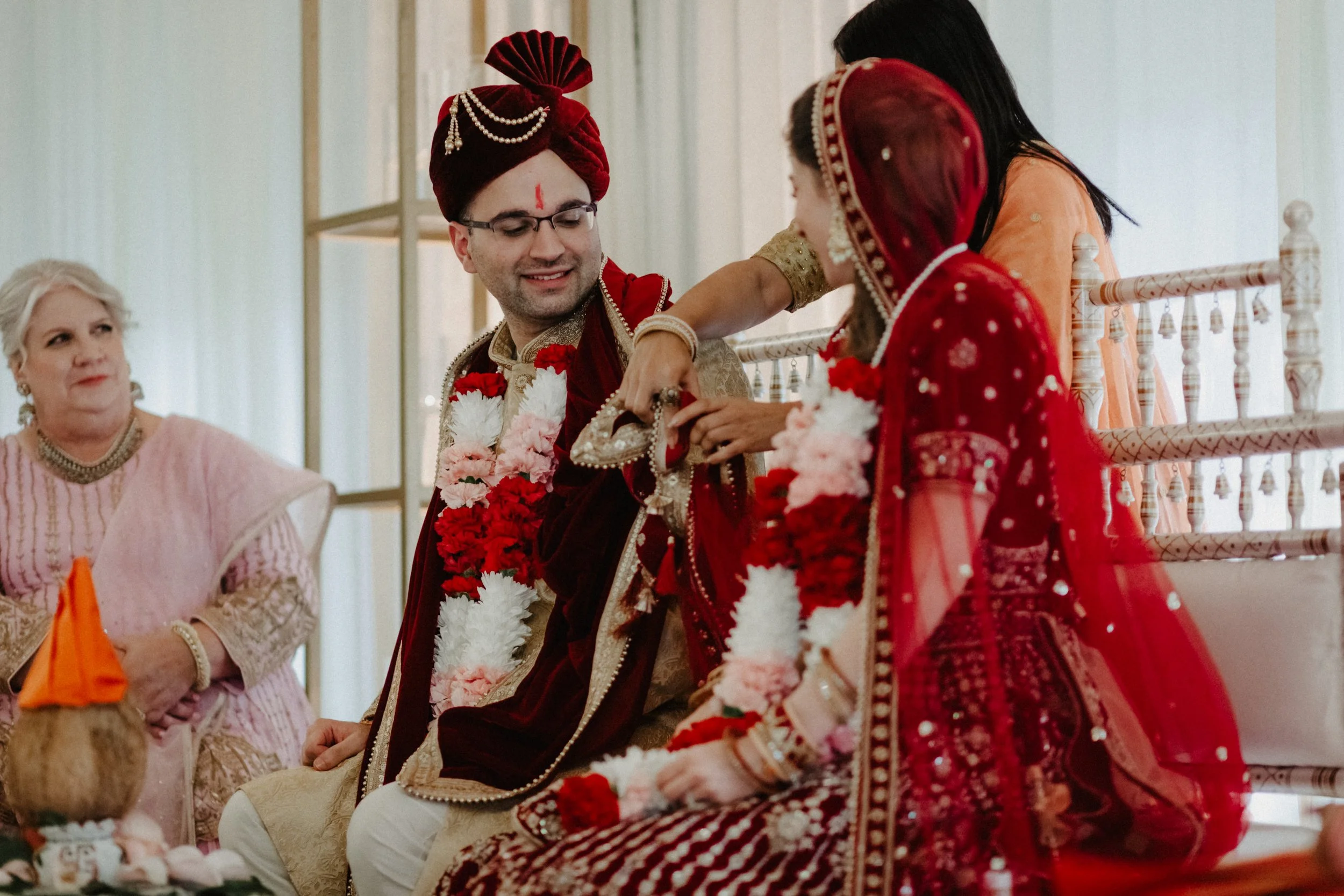 ShadowShinePictures-HollyAarasDharia-Dearborn-Wedding-Photography-242.jpg