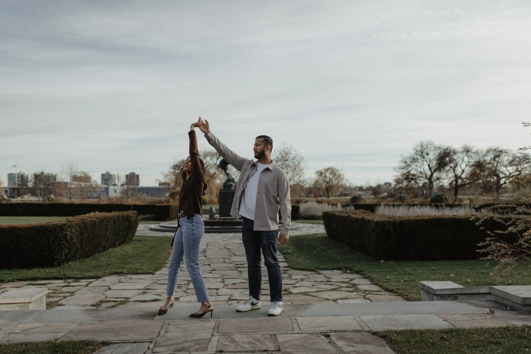 ShadowShinePictures-RakshaSagar-Detroit-Engagement-Photography-40.jpg