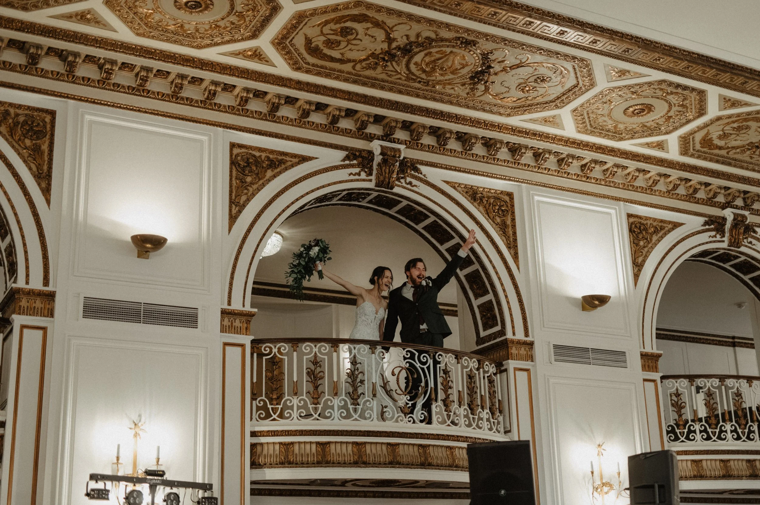 ShadowShinePictures-JeanaKyleBindas-Detroit-Wedding-Photography-459.jpg