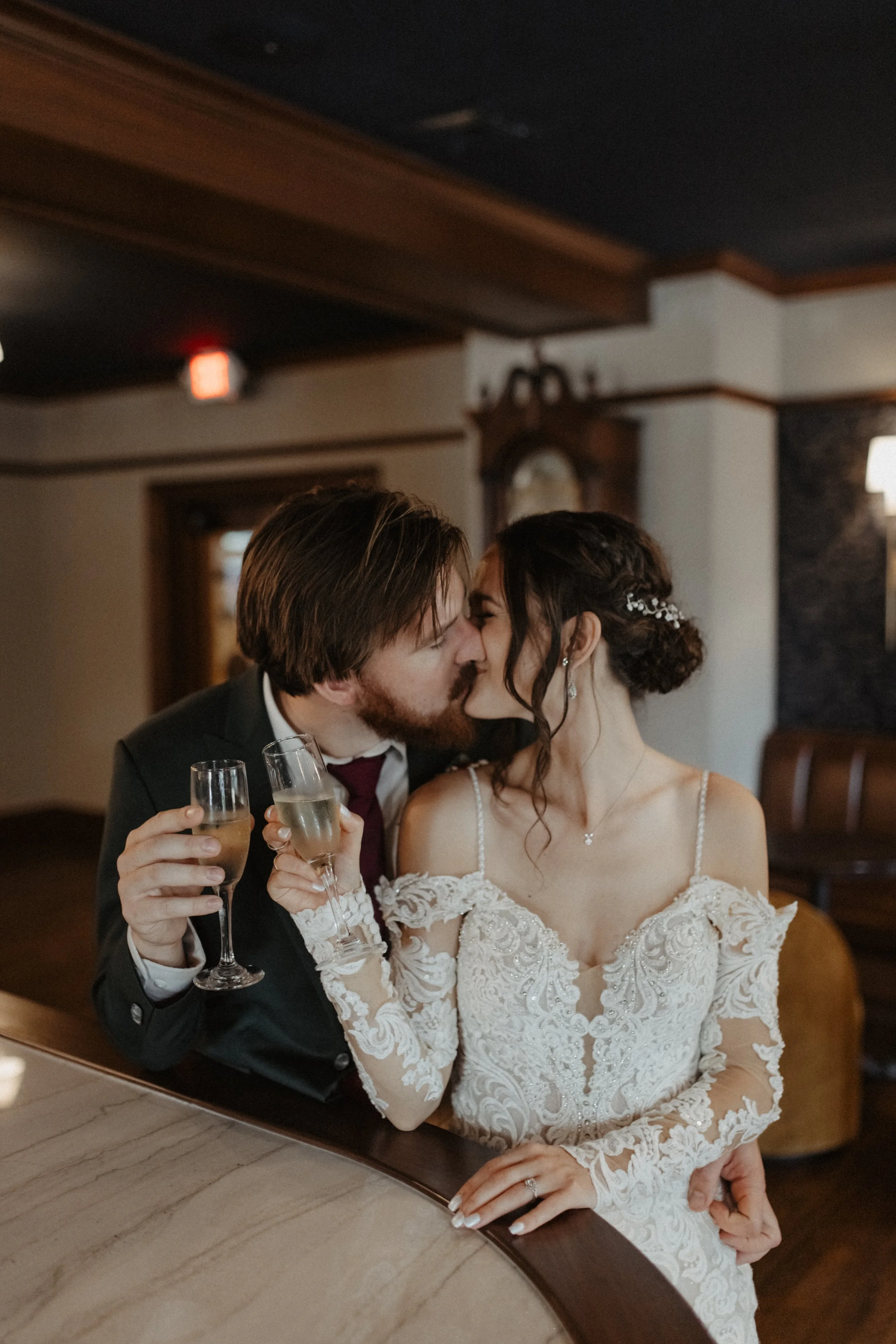 ShadowShinePictures-JeanaKyleBindas-Detroit-Wedding-Photography-279.jpg