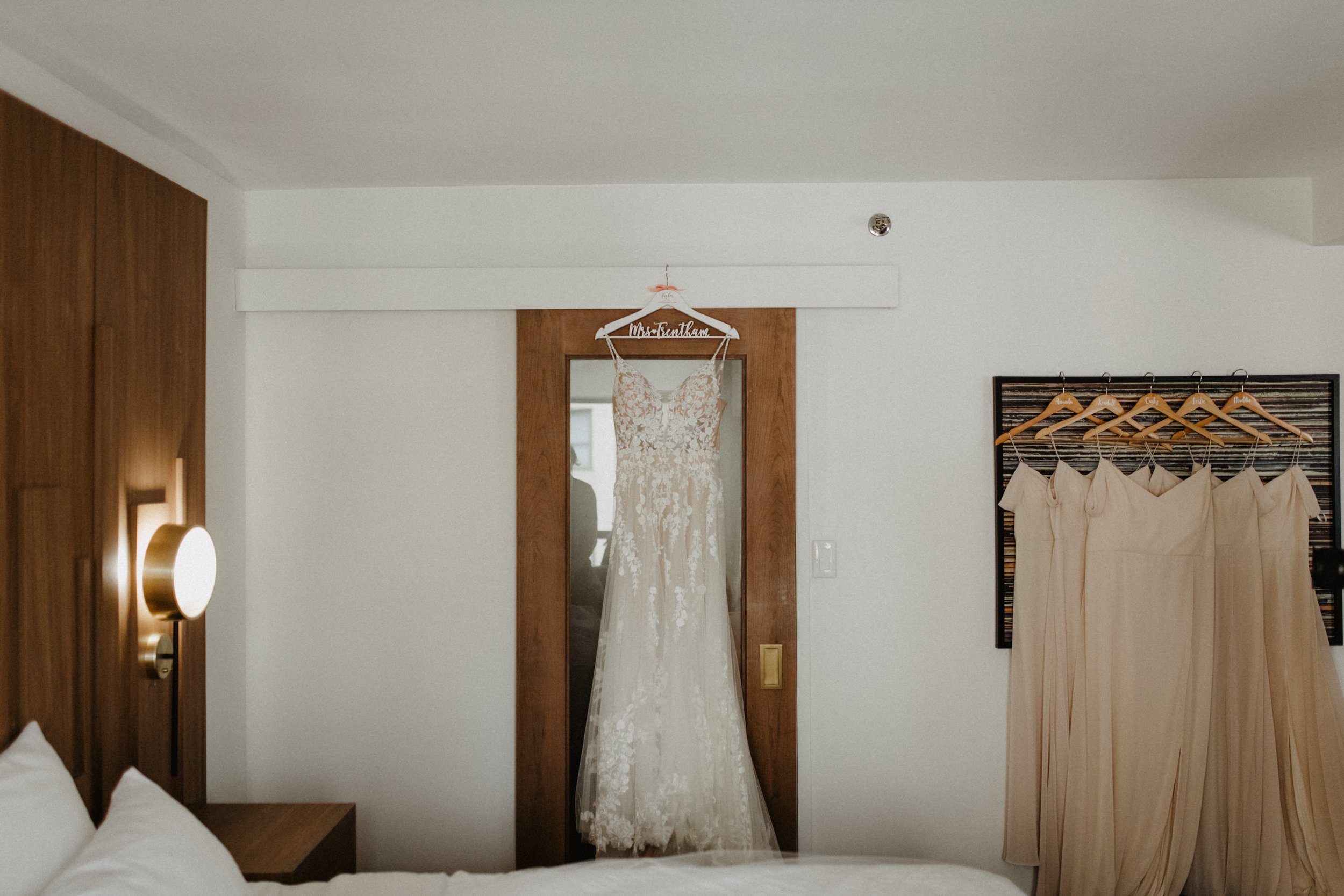 ShadowShinePictures-TaylorKirkTrentham-Detroit-Wedding-Photography-1.jpg