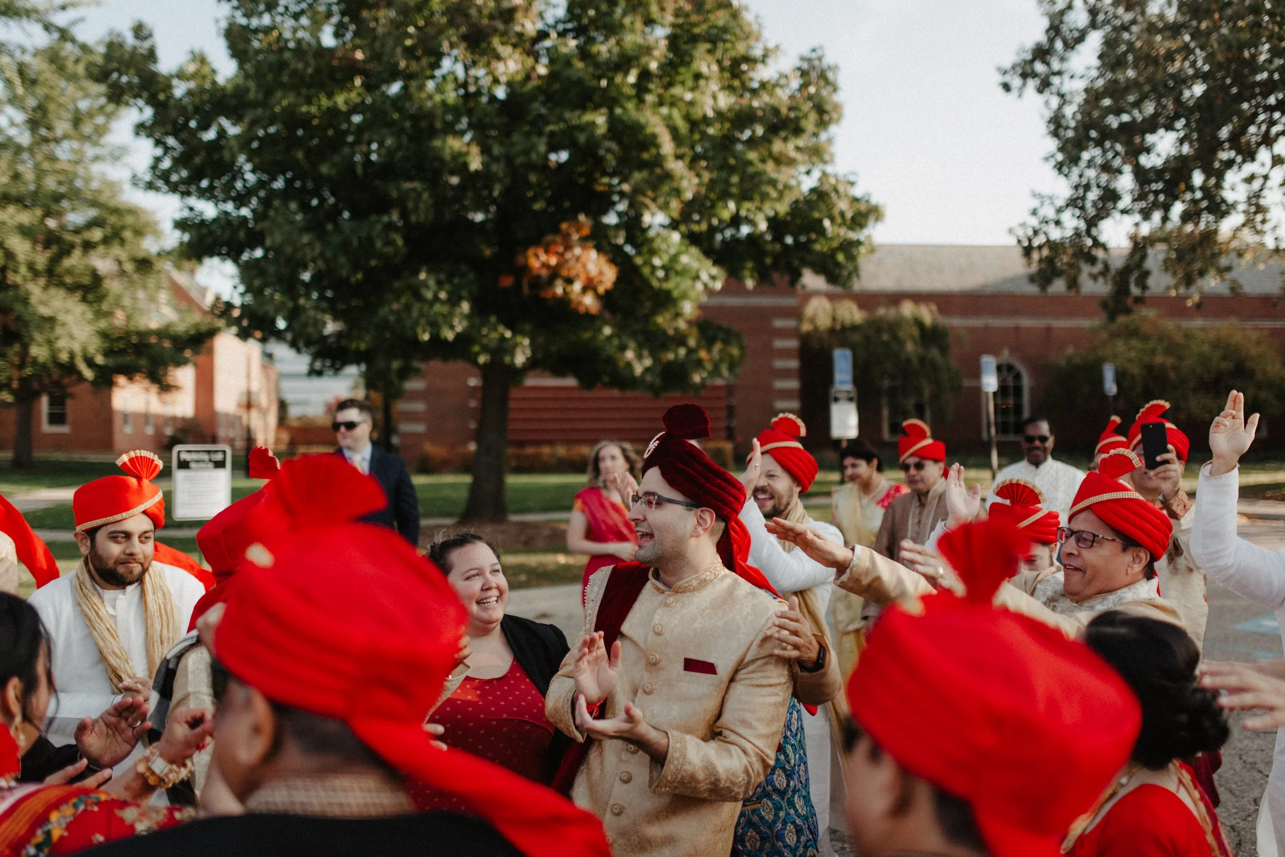 ShadowShinePictures-HollyAarasDharia-Dearborn-Wedding-Photography-125.jpg