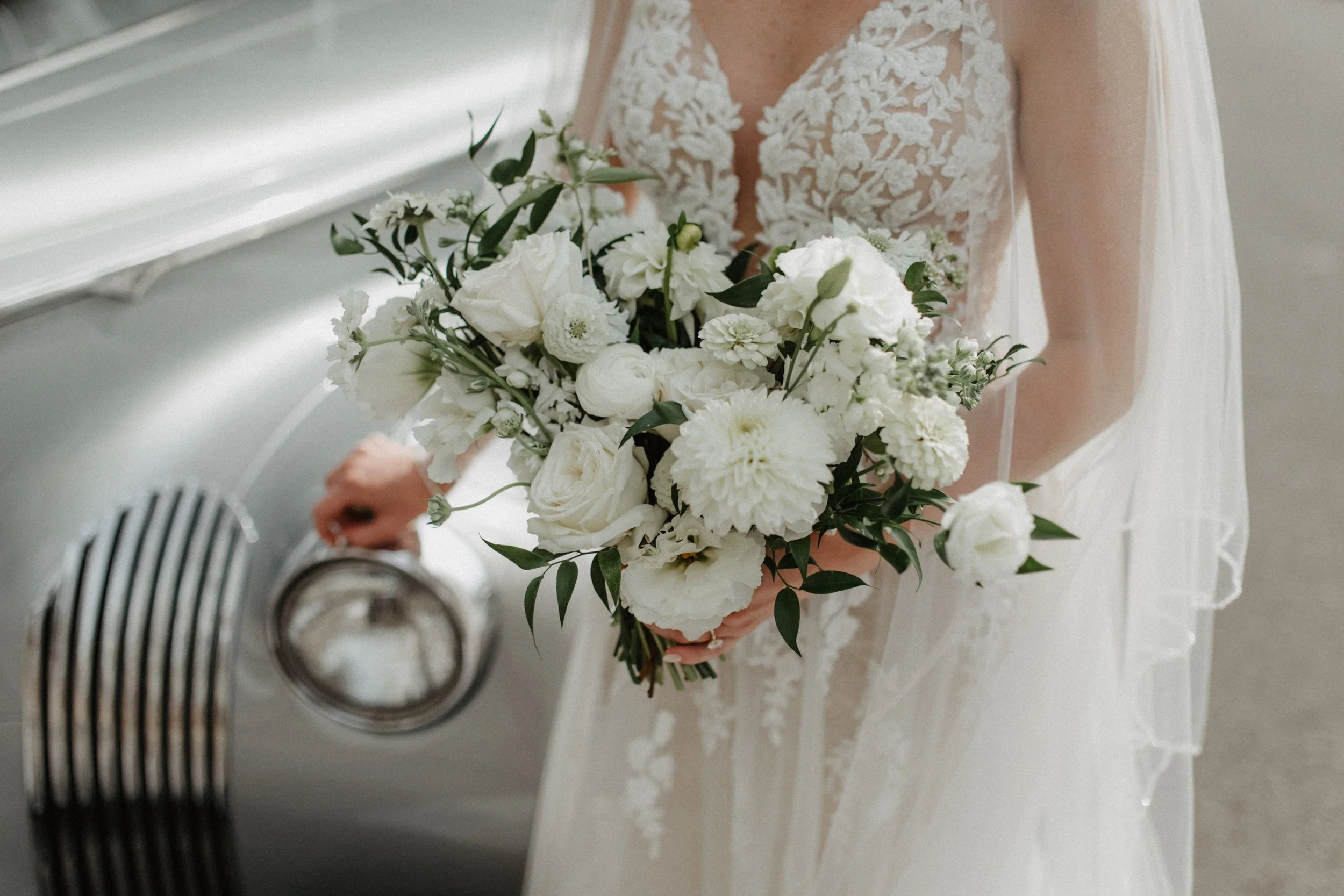 ShadowShinePictures-TaylorKirkTrentham-Detroit-Wedding-Photography-7.jpg