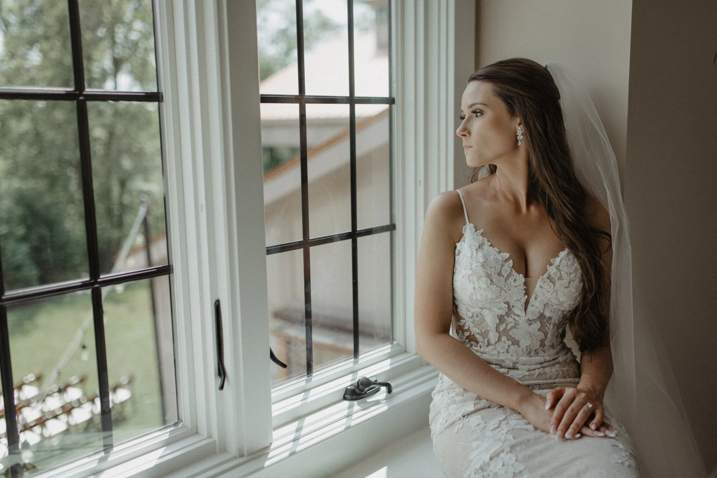ShadowShinePictures-Wedding-Photography-Grand-Rapids-Venue3Two-17.jpg