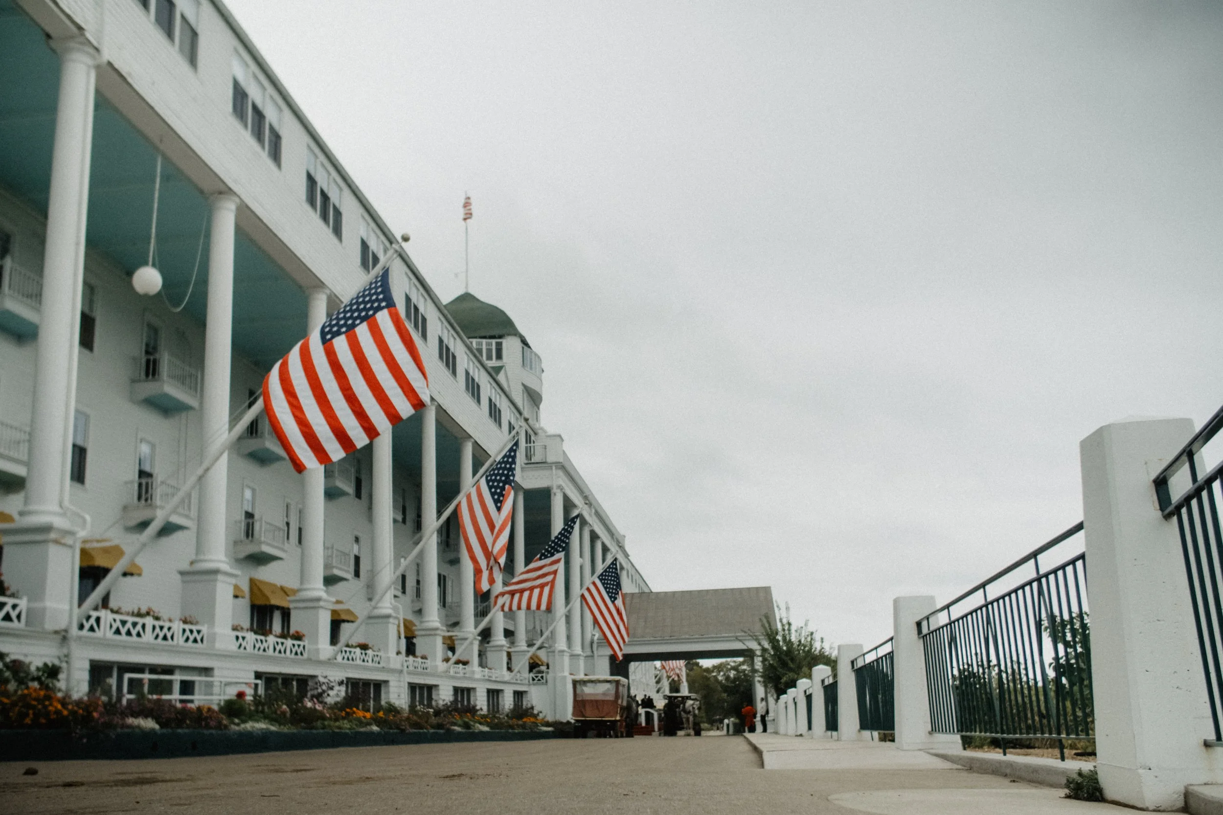 ShadowShinePictures-JosephPatriceJackson-Mackinac-Island-Wedding-Photography-4.jpg