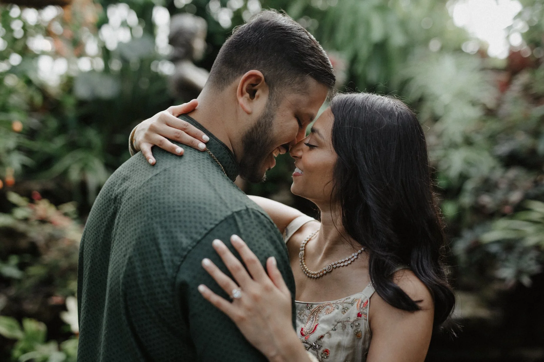 ShadowShinePictures-RakshaSagar-Detroit-Engagement-Photography-23.jpg