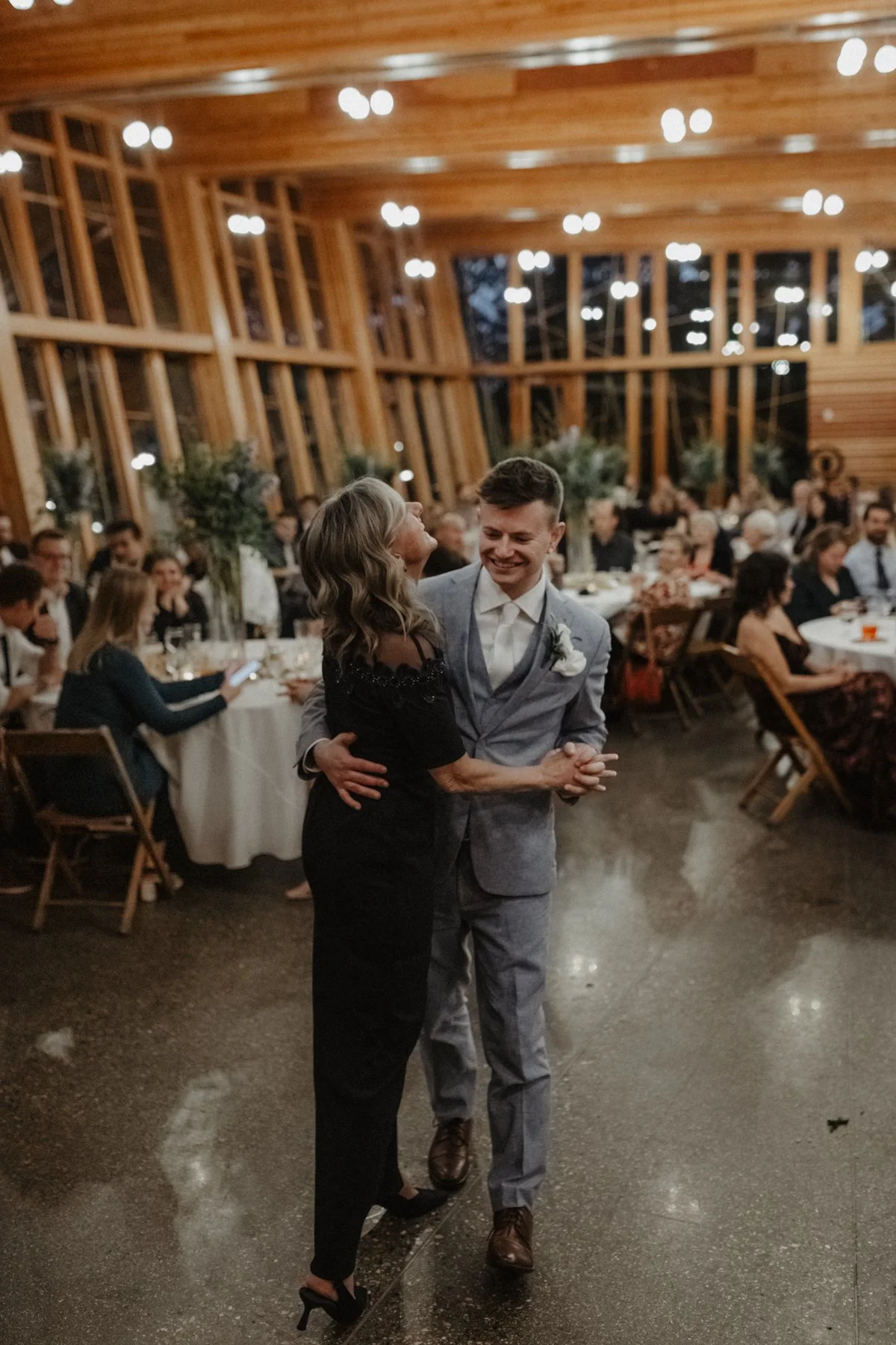 ShadowShinePictures-MirandaMichael-Grand-Rapids-Wedding-Photography-99.jpg