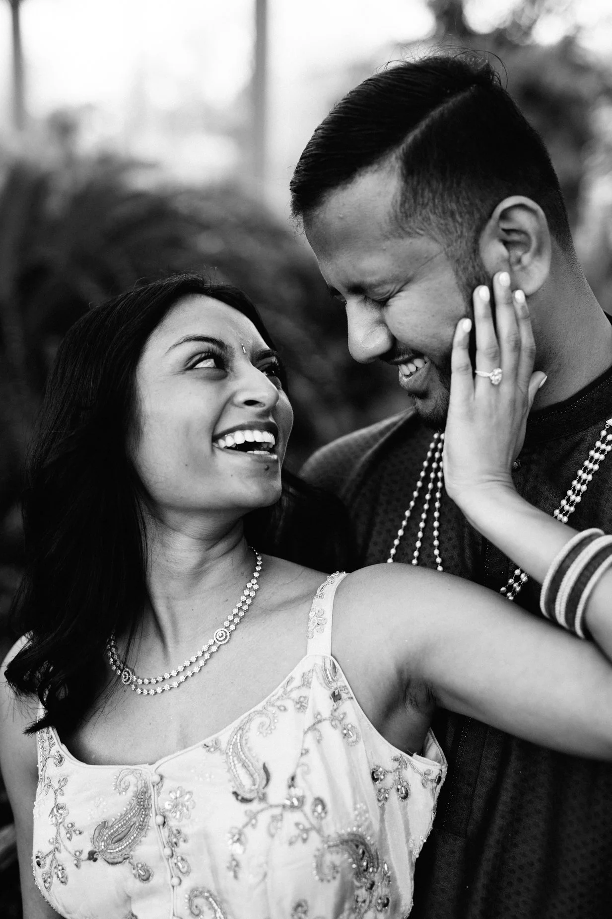 ShadowShinePictures-RakshaSagar-Detroit-Engagement-Photography-29.jpg