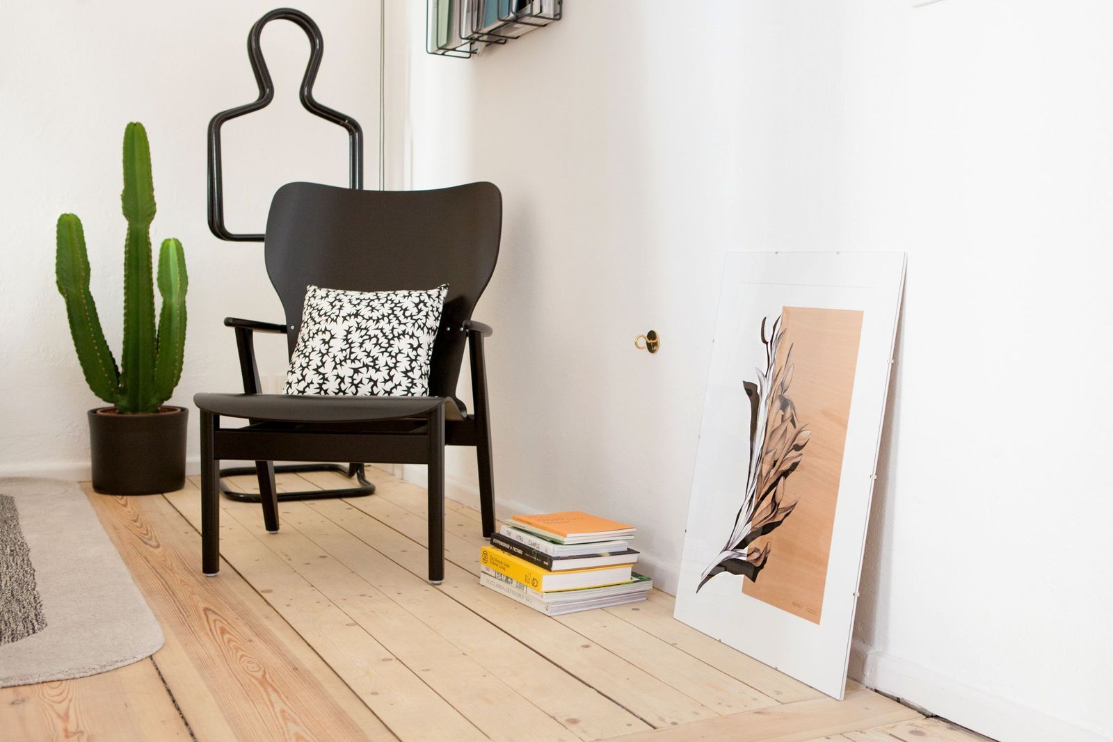 DOMUS lounge chair from ARTEK combines a sturdy construction with elegant styling resulting in a lounge chair that is sure a welcome addition to your home or business.
