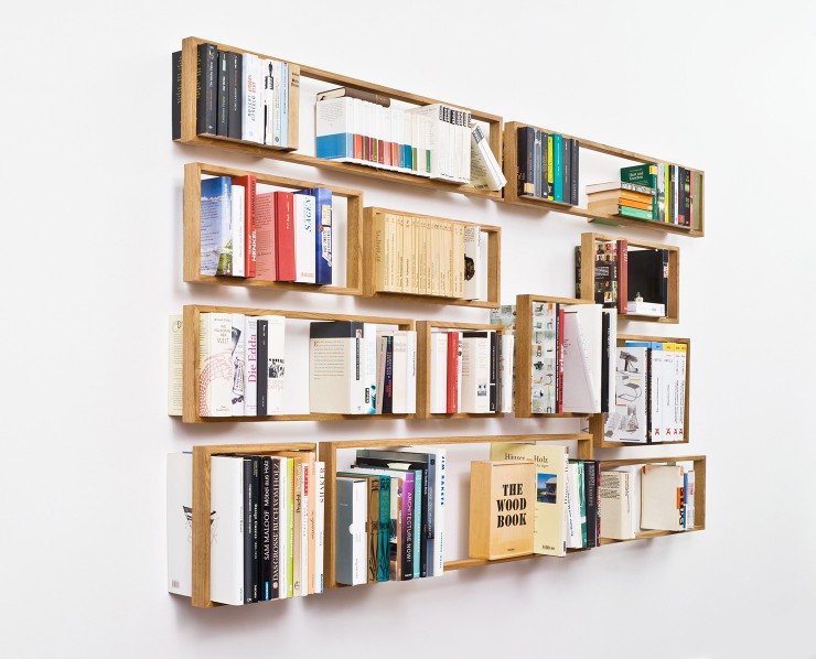 REGAL B provides plenty of storing space though it still appears very leight and weight. The books seem to float while only the wooden frame is holding them.