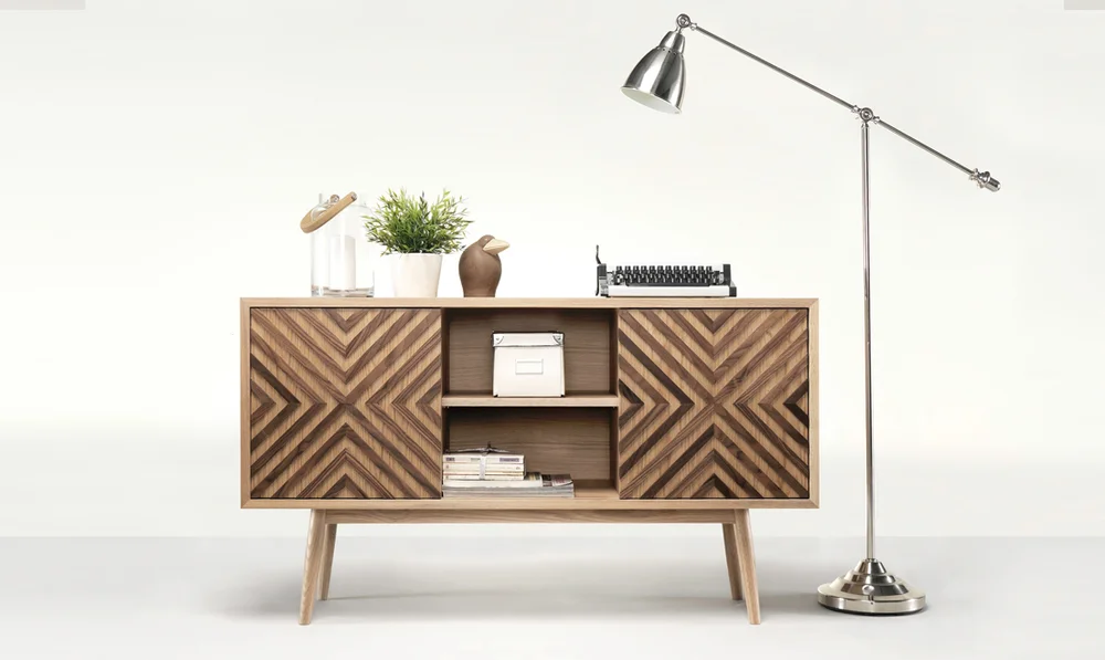 Vintage is getting its way to luxury interior design. CASANOVA combines a classic design with modern touches.