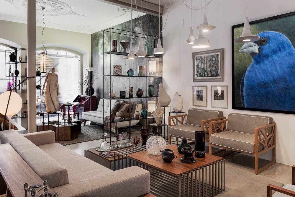 PÁTRIA INTERIORES - LISBON Focusing exclusively on furniture and interior design, at Pátria you'll find a selection of high-end quality pieces of furniture from Portuguese brands and authors.