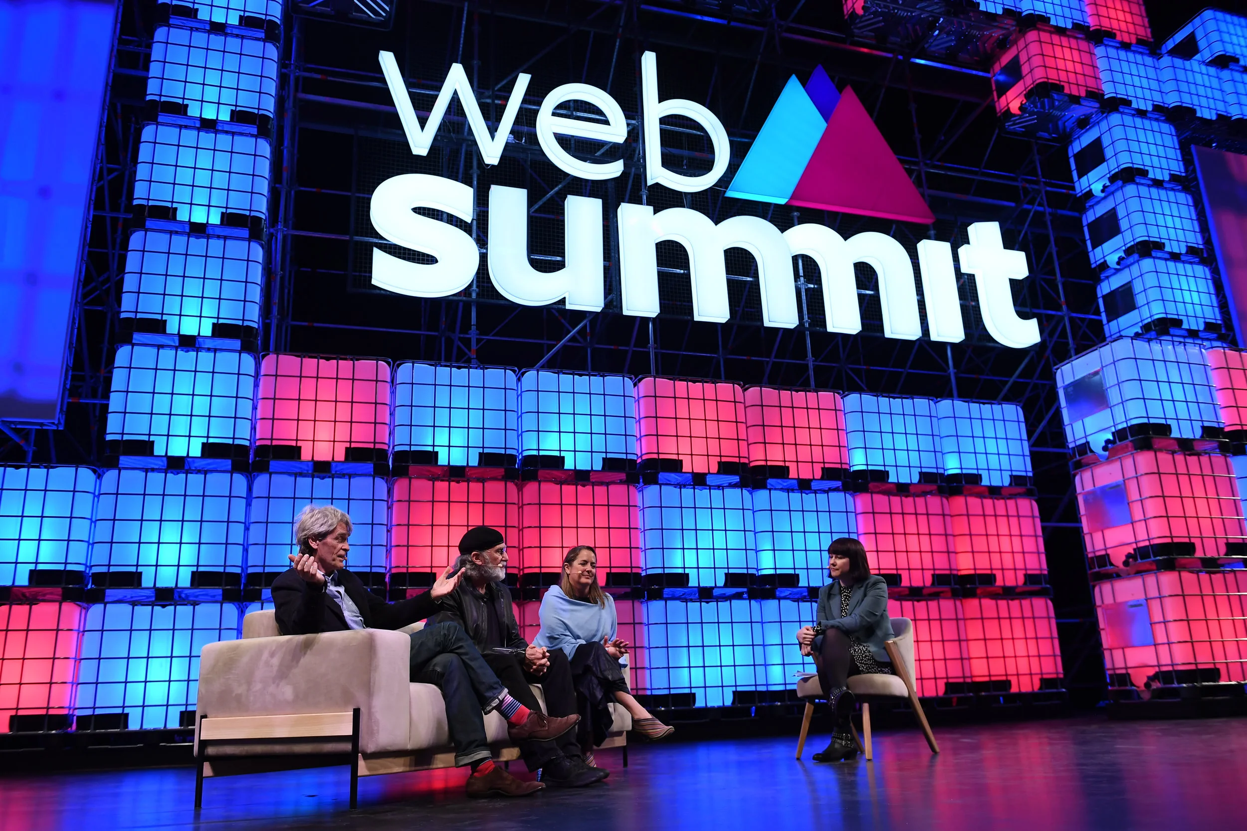 Bowie sofa and Caravela chair, John Hegarty, Co-Founder & Creative Director BBH & Whalar, Bob Greenberg, Chairman & CEO, R/GA, Susan Credle, Global Chief Creative Officer, FCB Global, and Lara O'Reilly, Reporter, Wall Street Journal, on Centre Stage during the opening day of Web Summit 2017 at Altice Arena in Lisbon. Photo by Stephen McCarthy/Web Summit via Sportsfile.