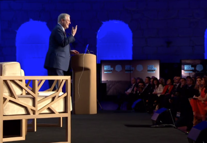 Wewood's furniture in the center of the stage of climate change discussion