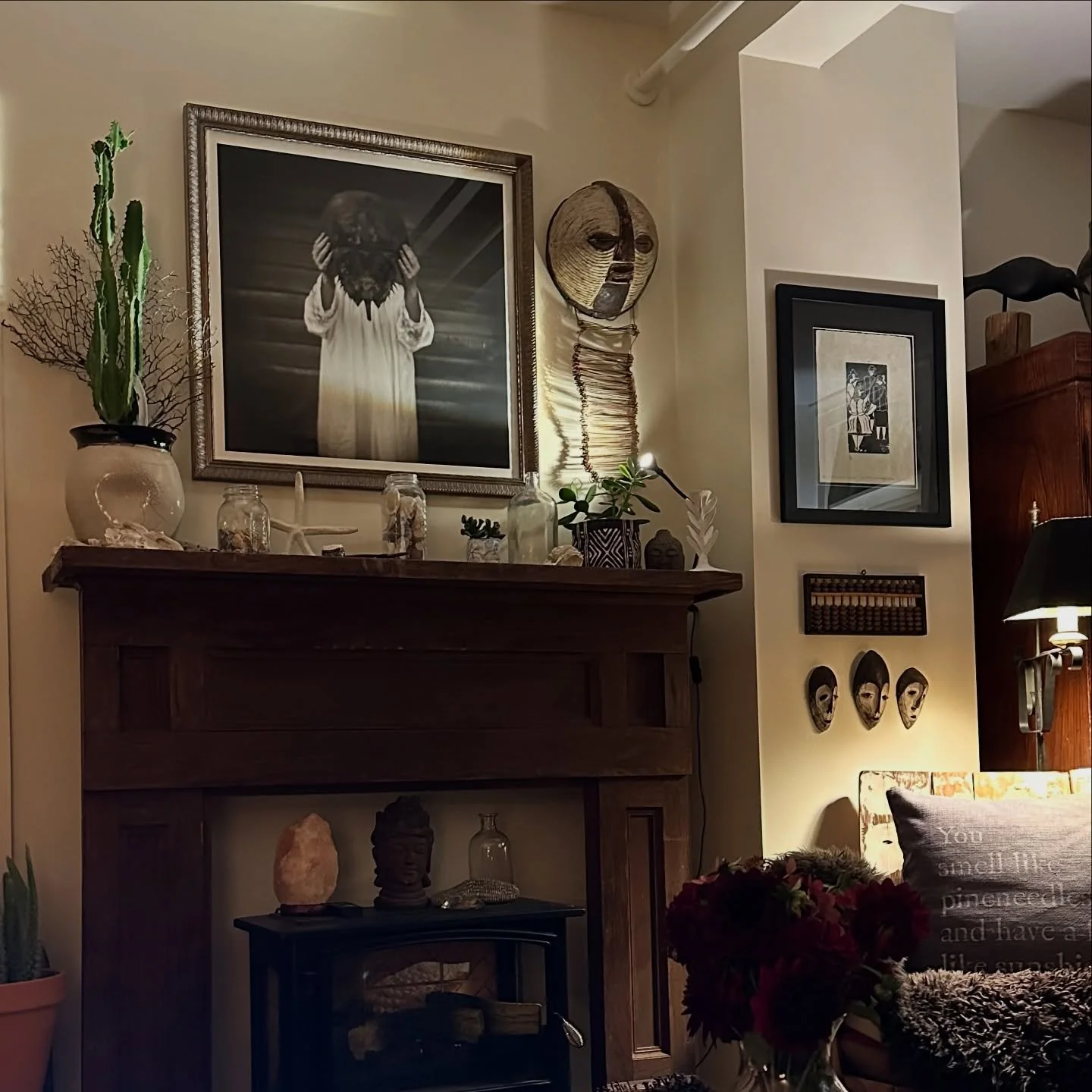 Always so special to see a piece installed in a collector&rsquo;s home. 💕

#janusseries #saltaylorkydf #lyricalphotograph
